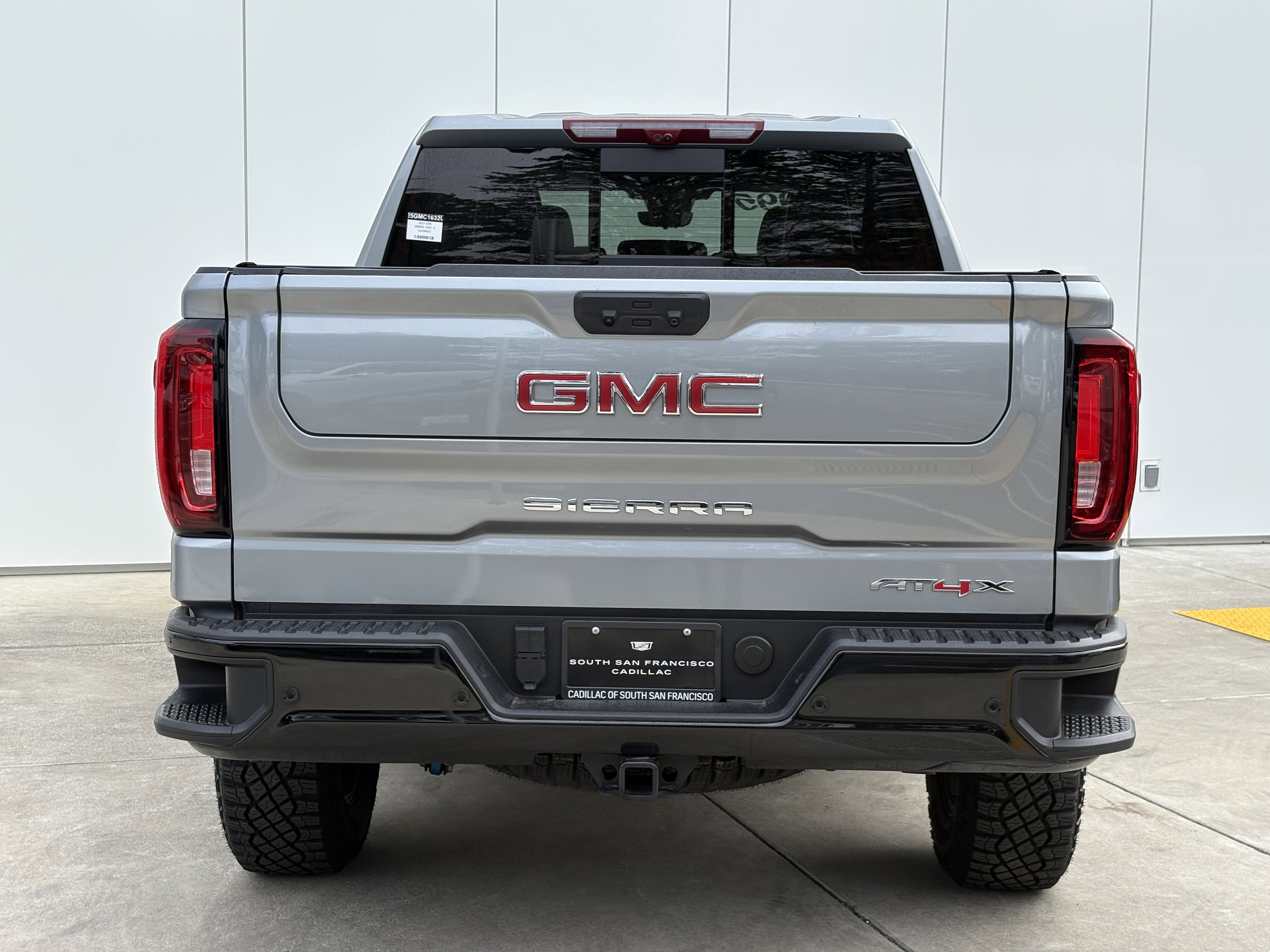 2025 GMC Sierra 1500 AT4X