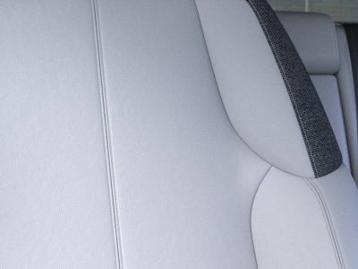 2025 Cadillac OPTIQ Luxury 1