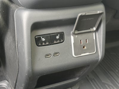 2025 Cadillac OPTIQ Luxury 2