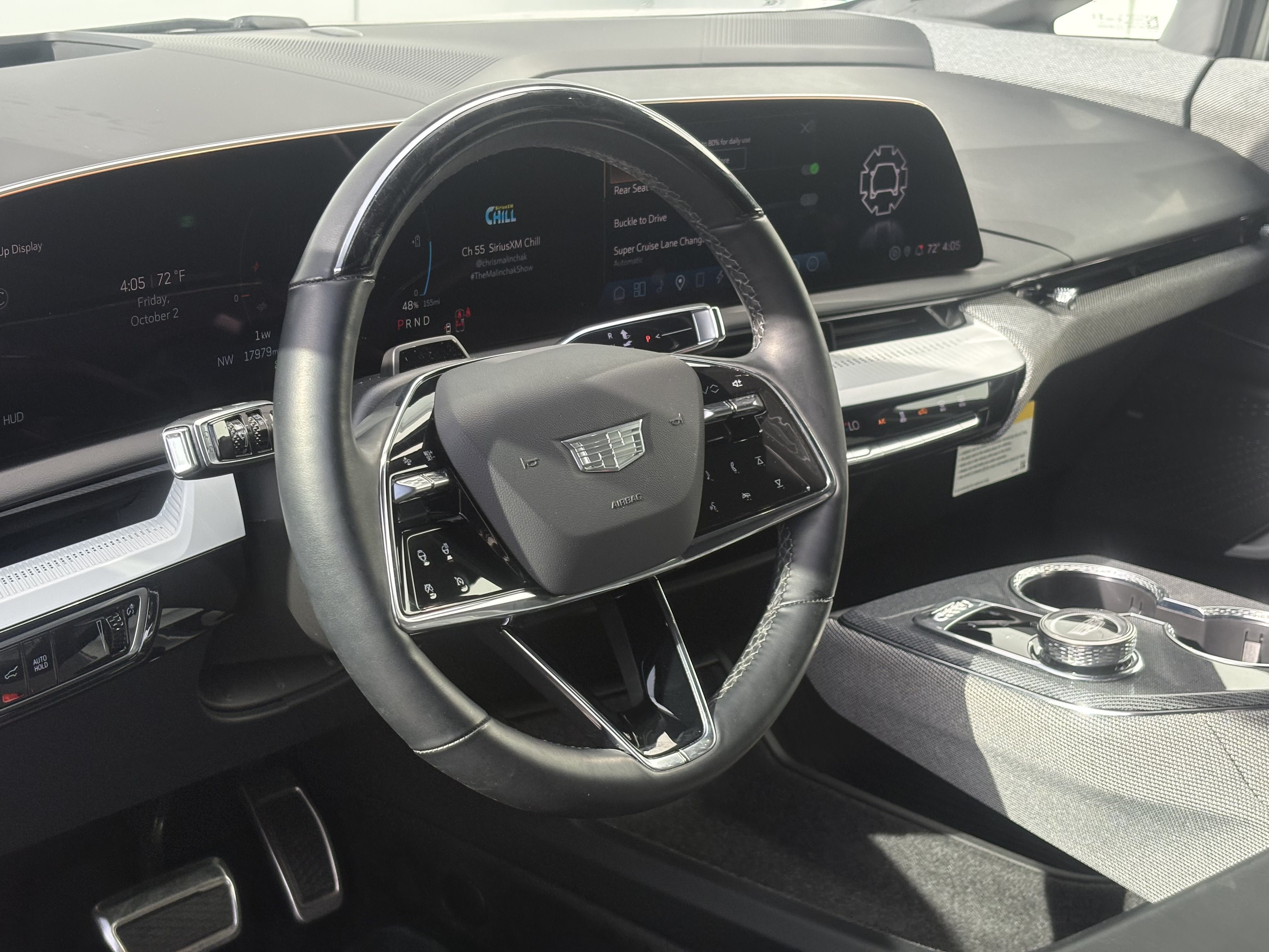 2025 Cadillac OPTIQ Luxury 2