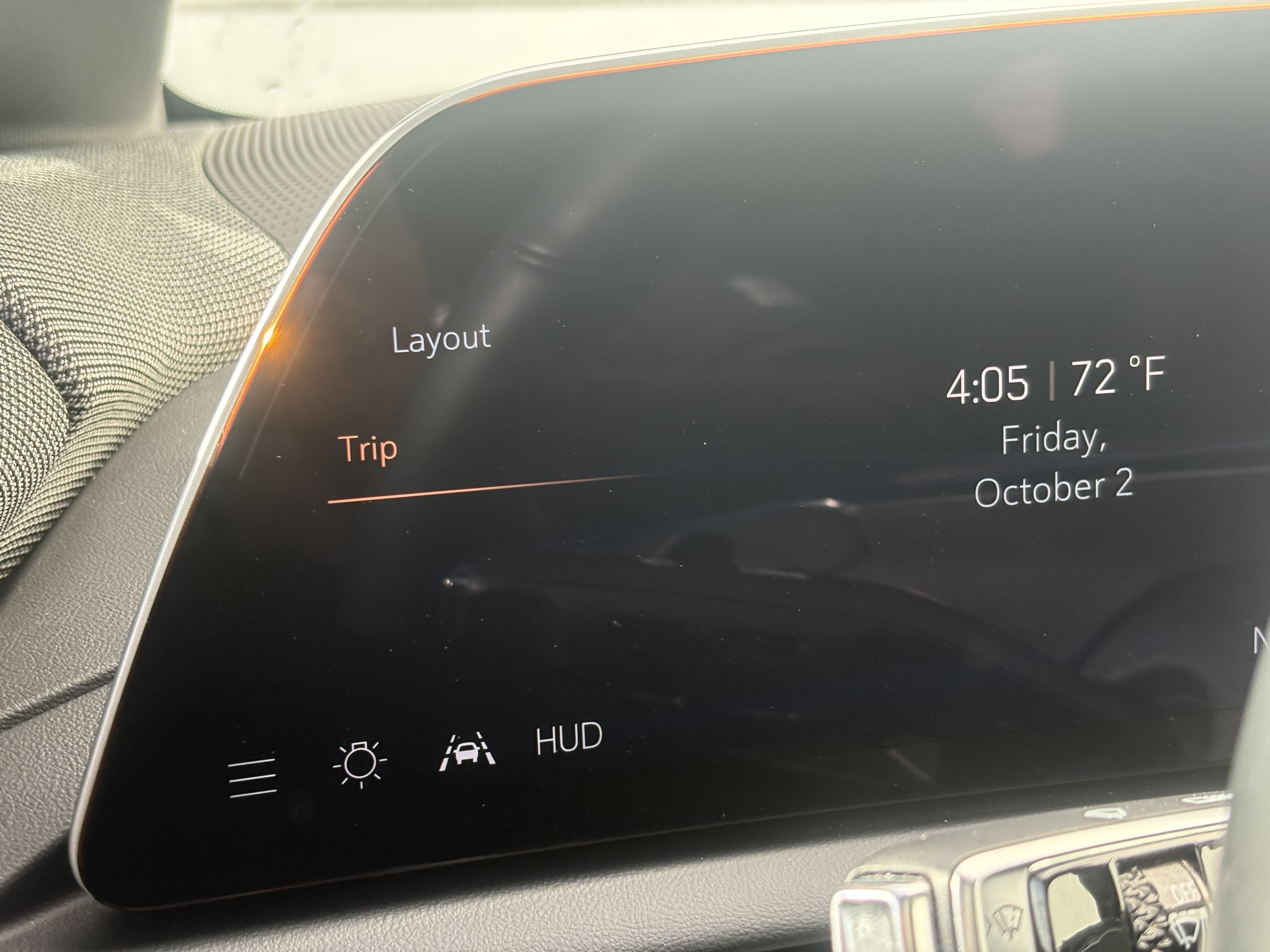 2025 Cadillac OPTIQ Luxury 2