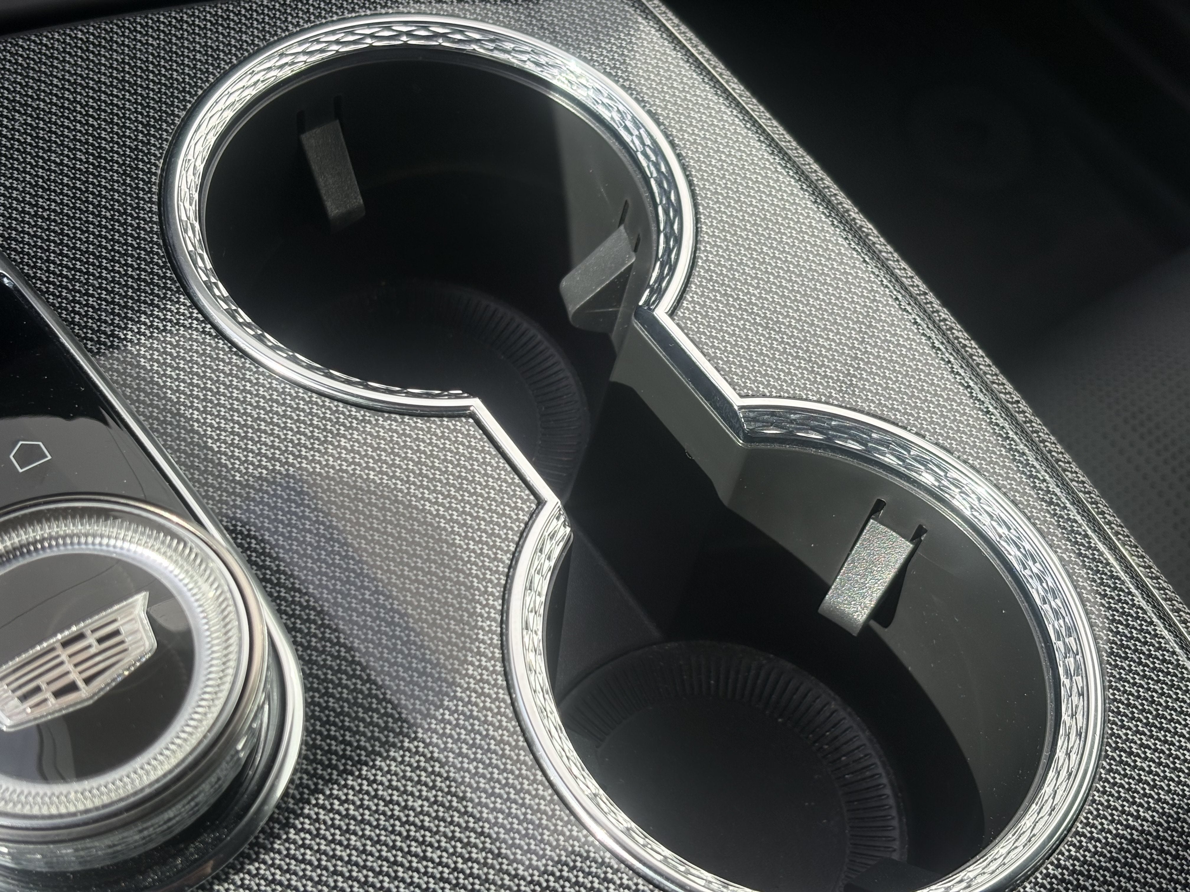 2025 Cadillac OPTIQ Luxury 2