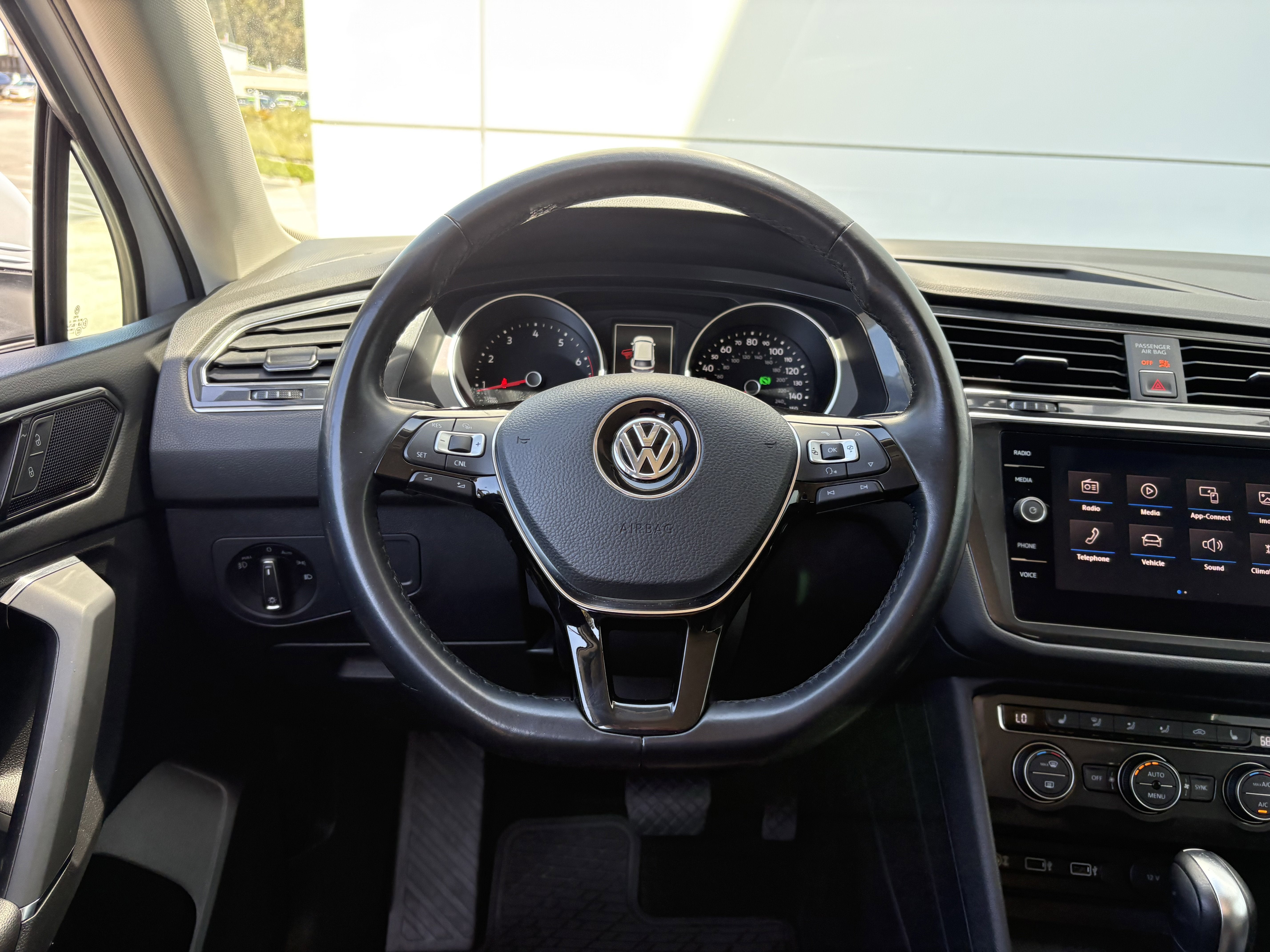 2018 Volkswagen Tiguan SEL
