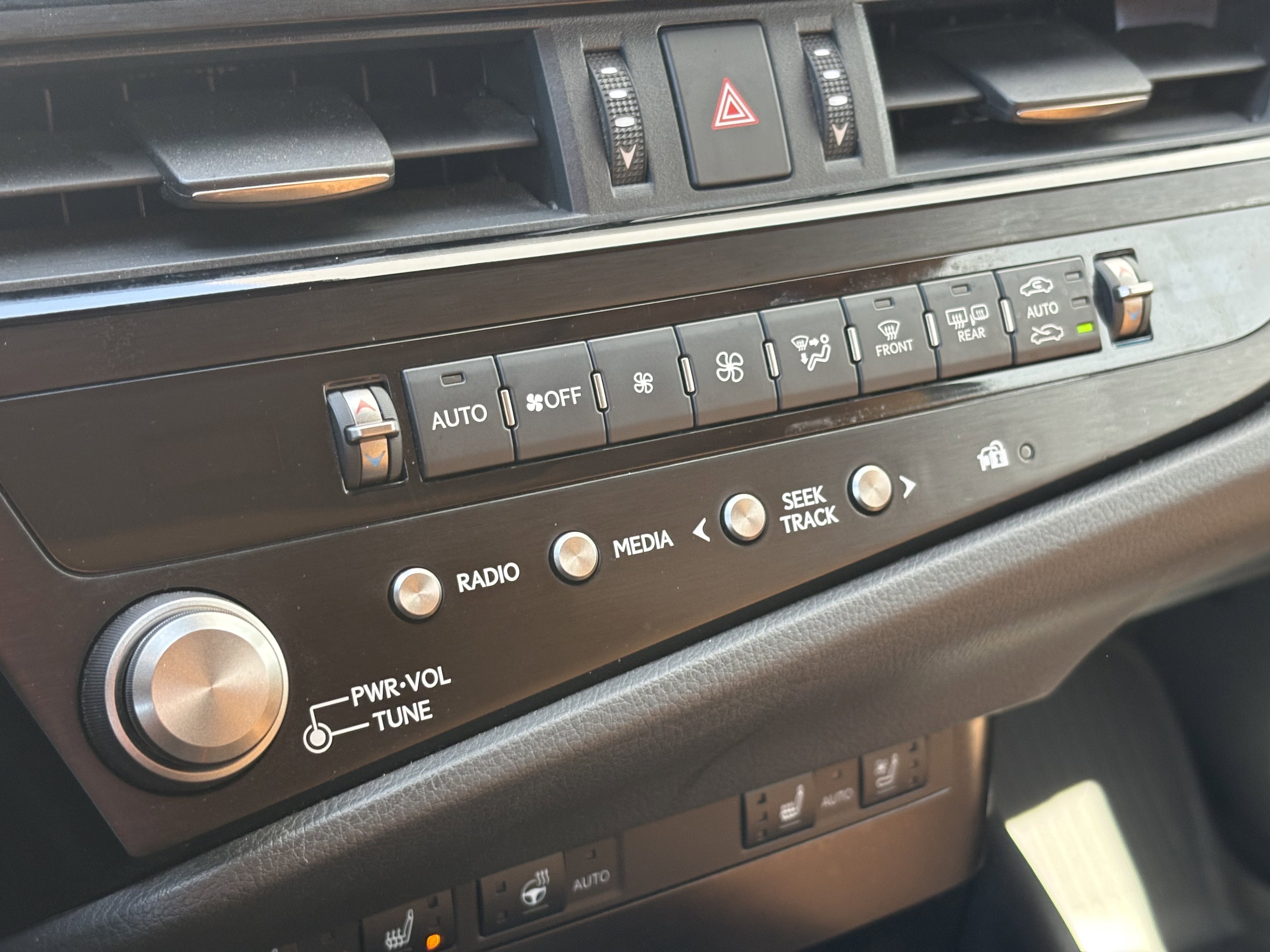 2024 Lexus ES ES 300h