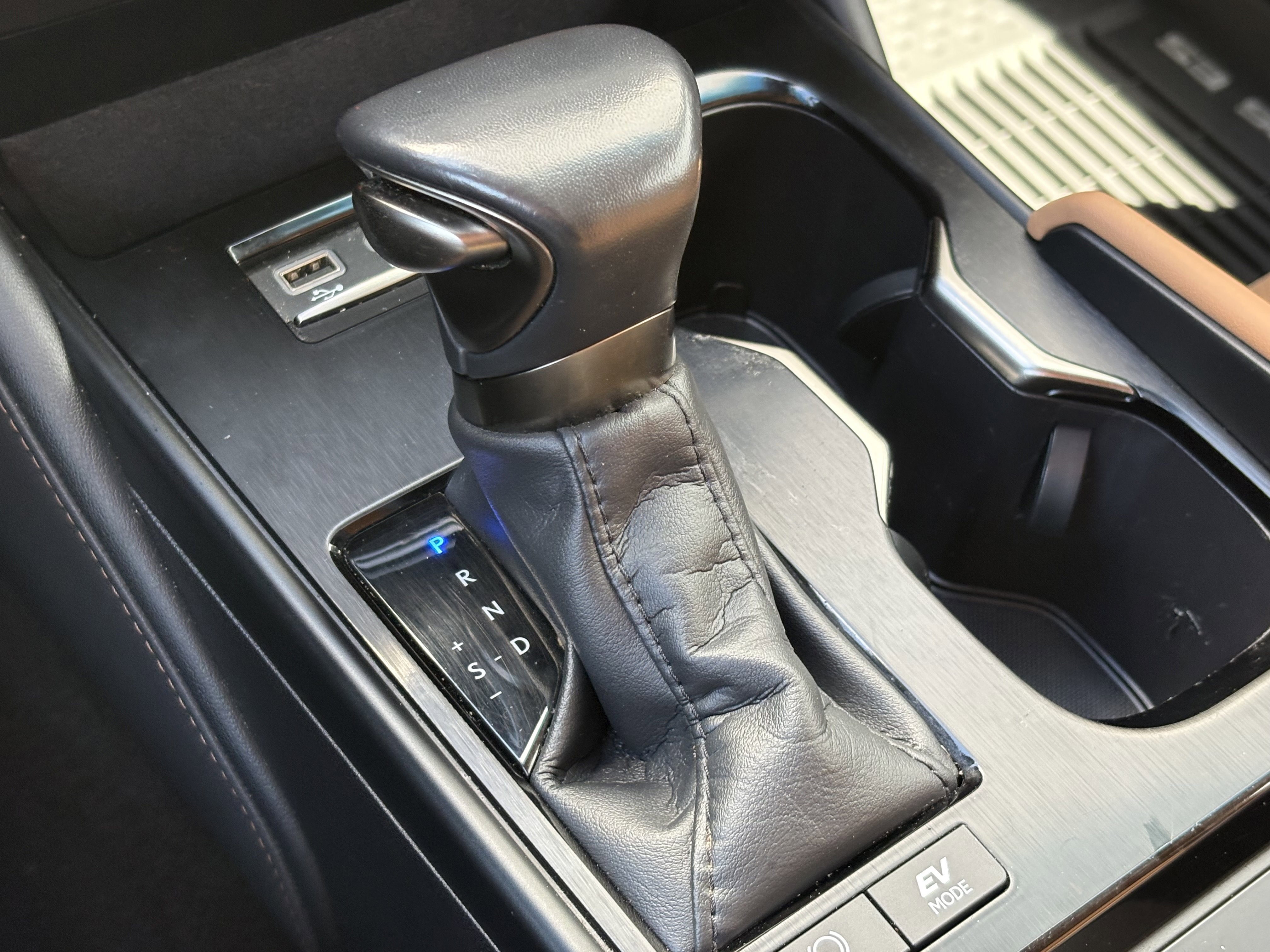 2024 Lexus ES ES 300h