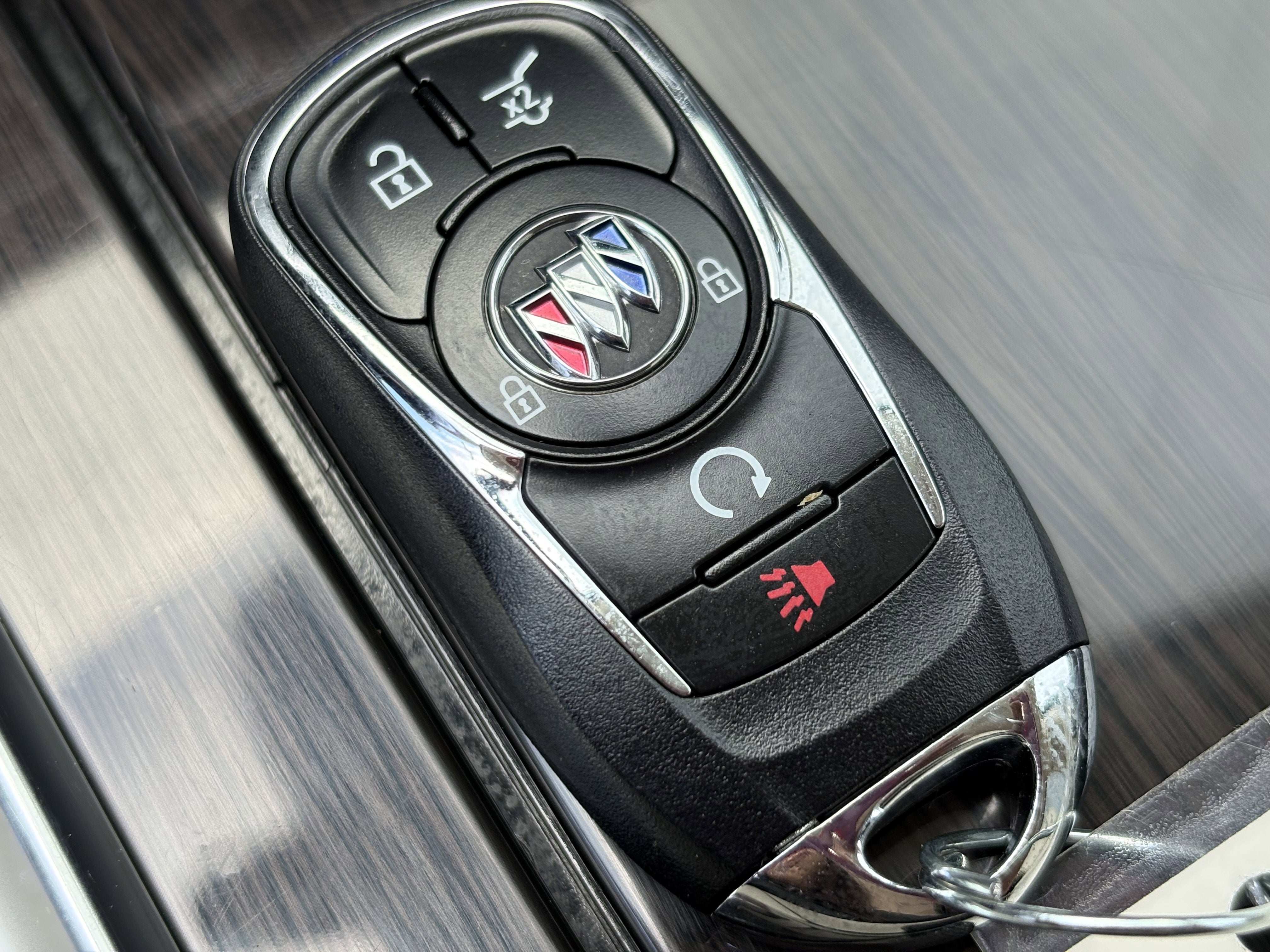 2024 Buick Enclave Essence