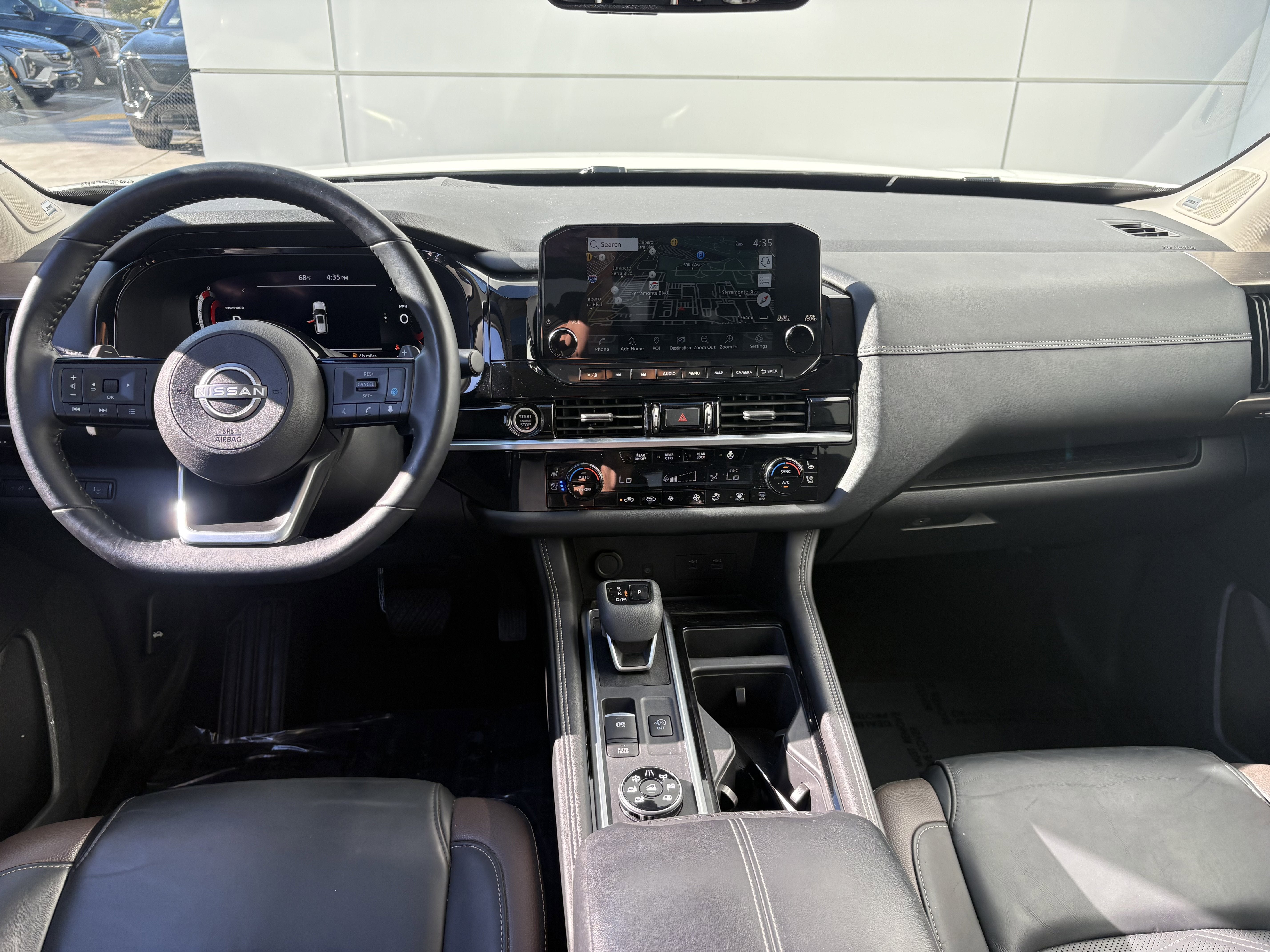 2023 Nissan Pathfinder Platinum