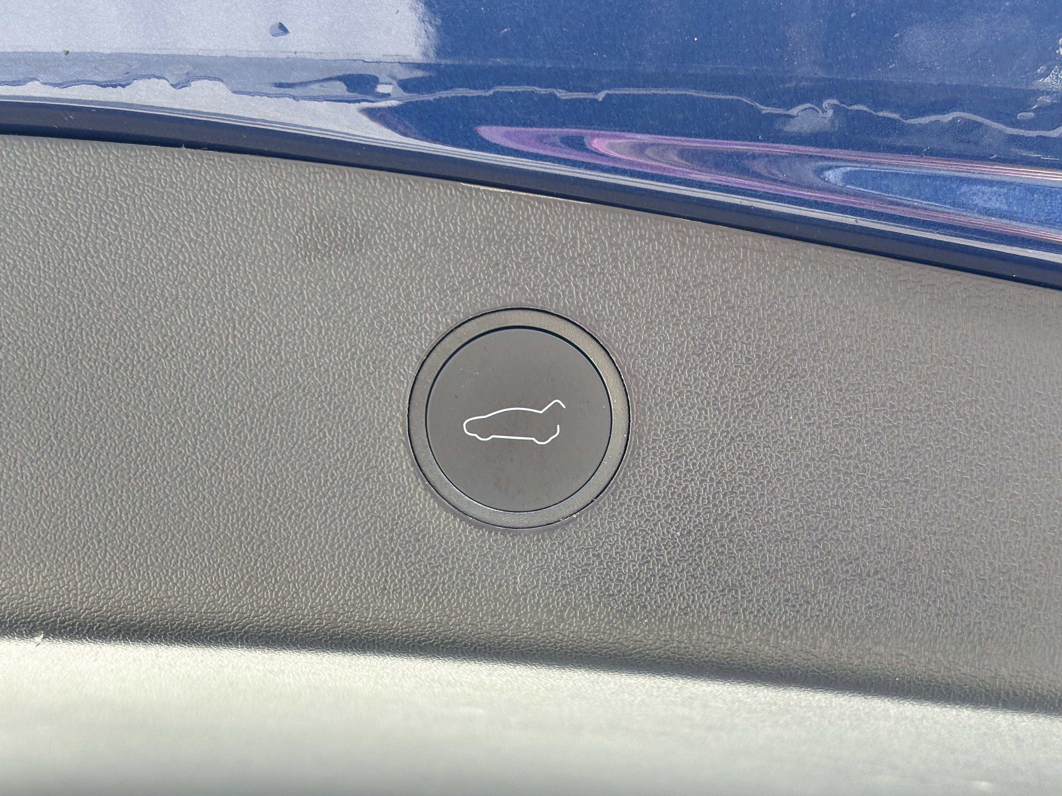 2023 Tesla Model 3 RWD