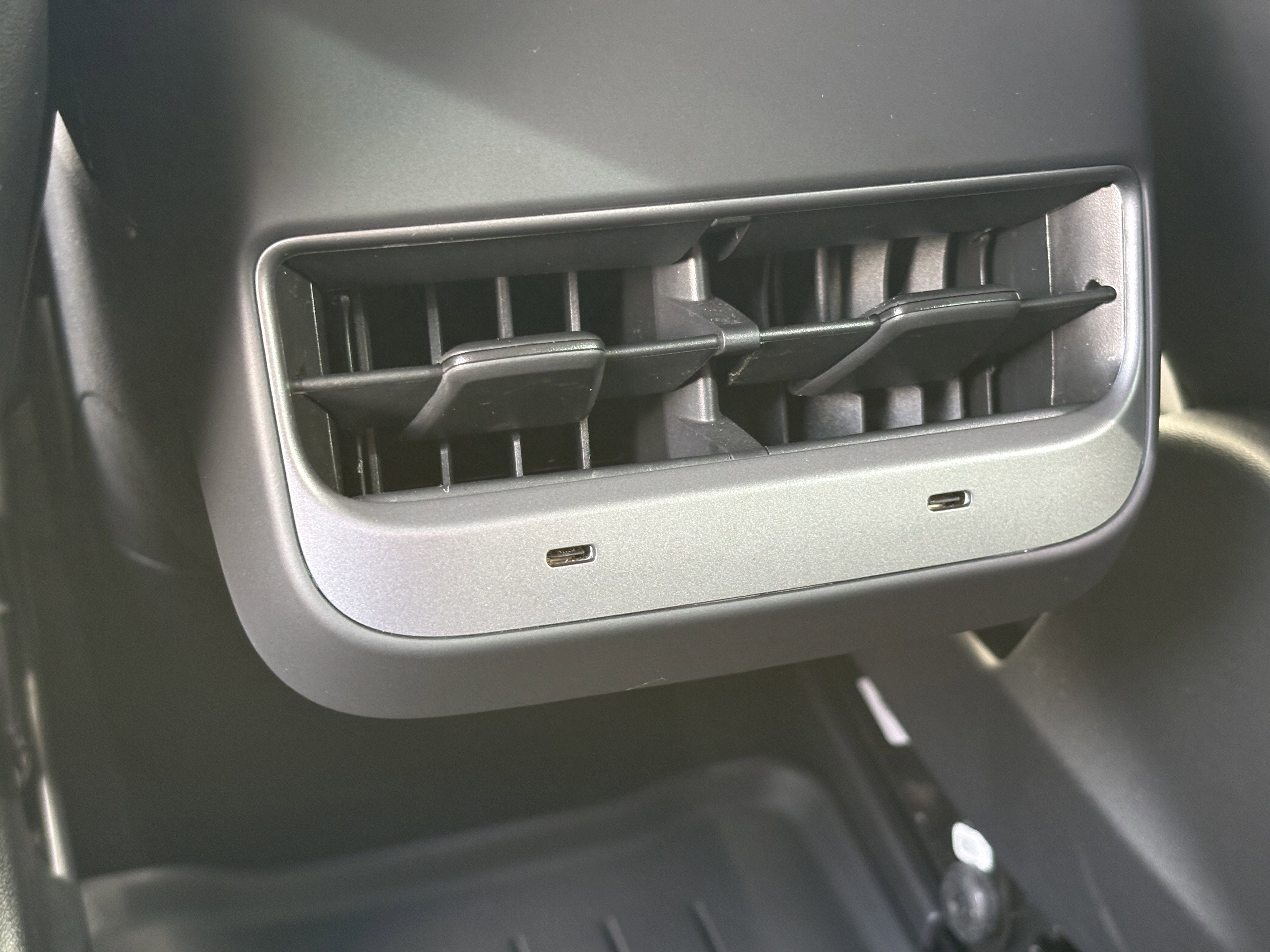 2023 Tesla Model 3 RWD