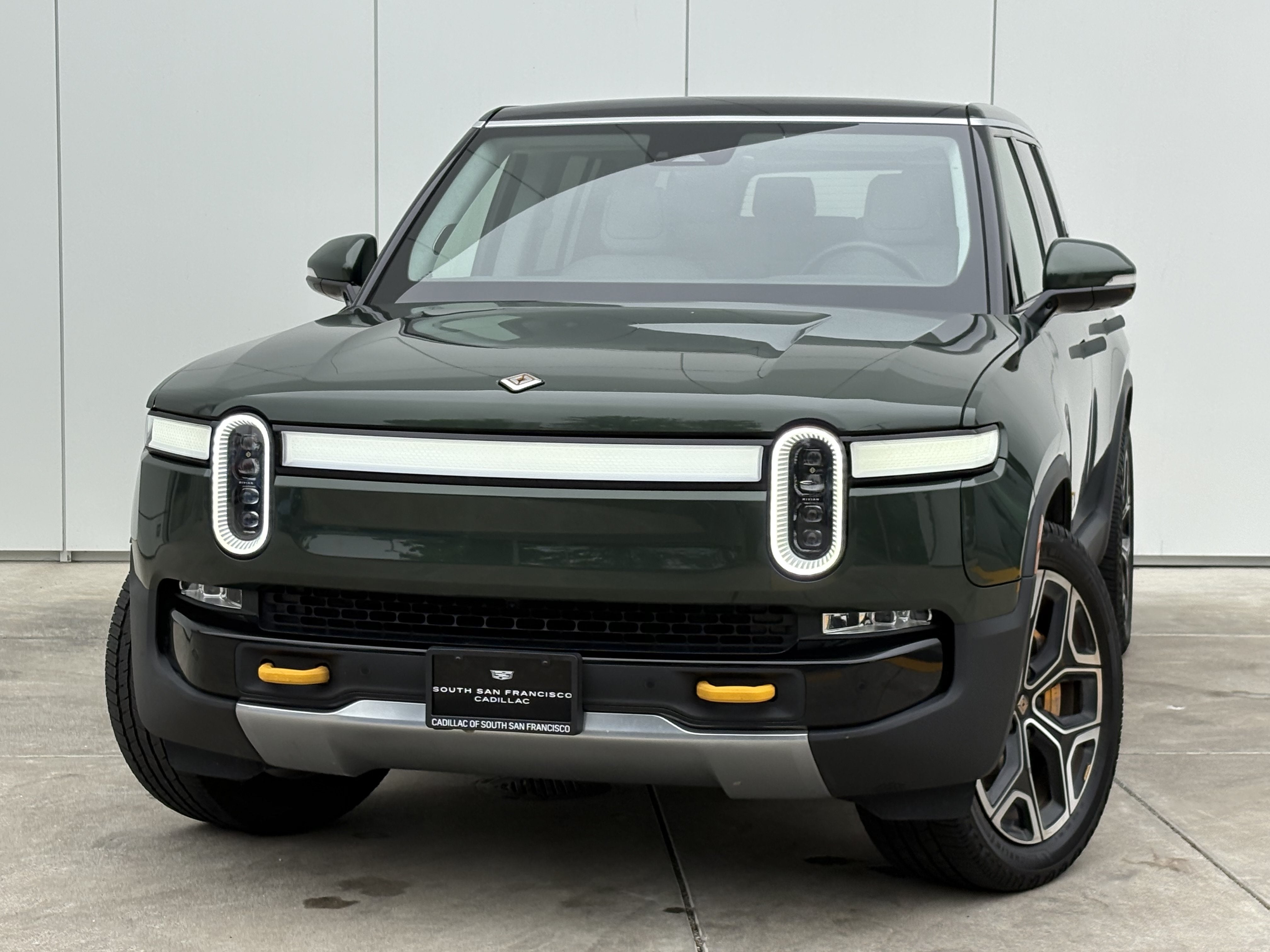 2023 RIVIAN R1S Launch Edition
