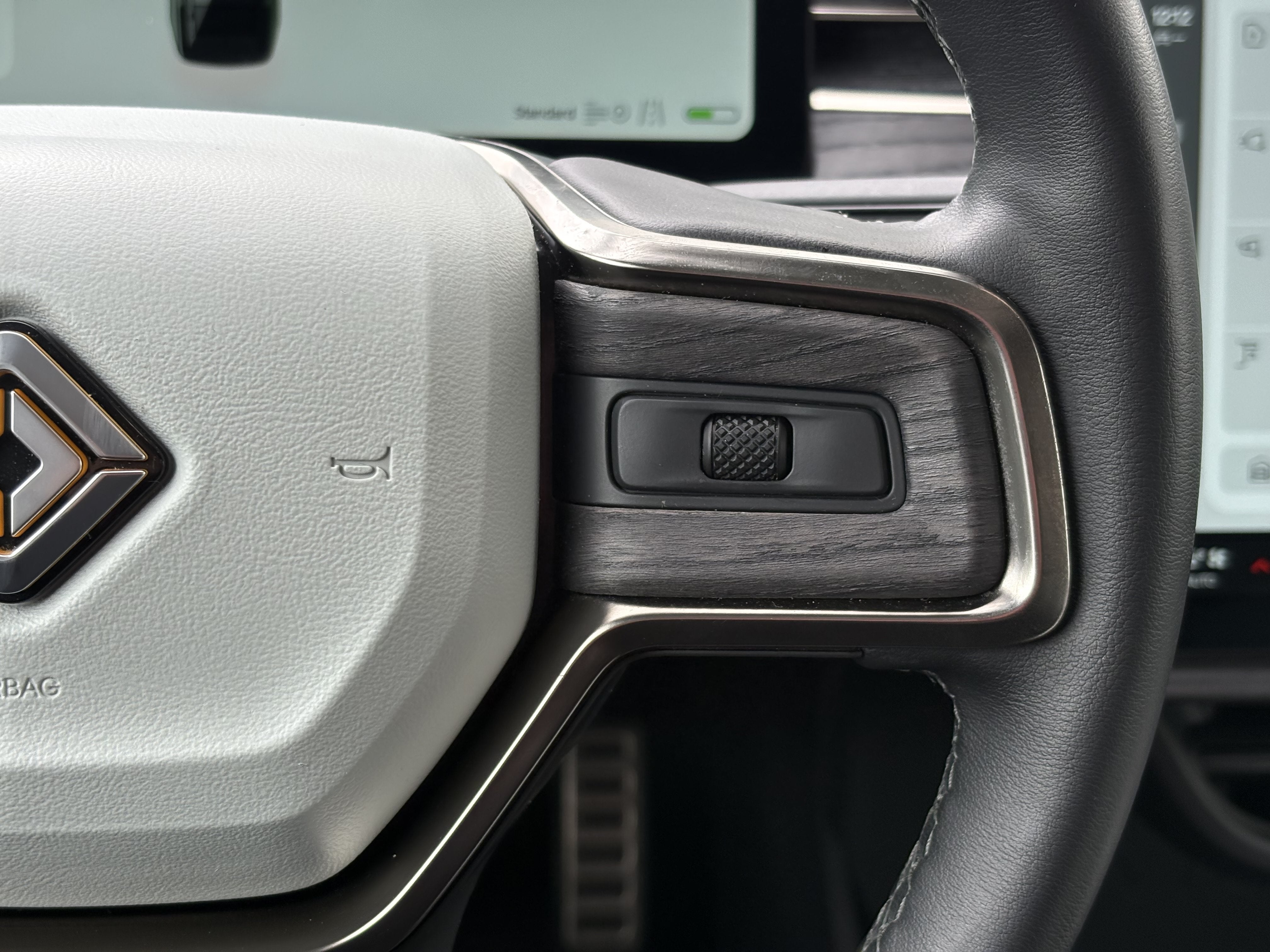 2023 RIVIAN R1S Launch Edition