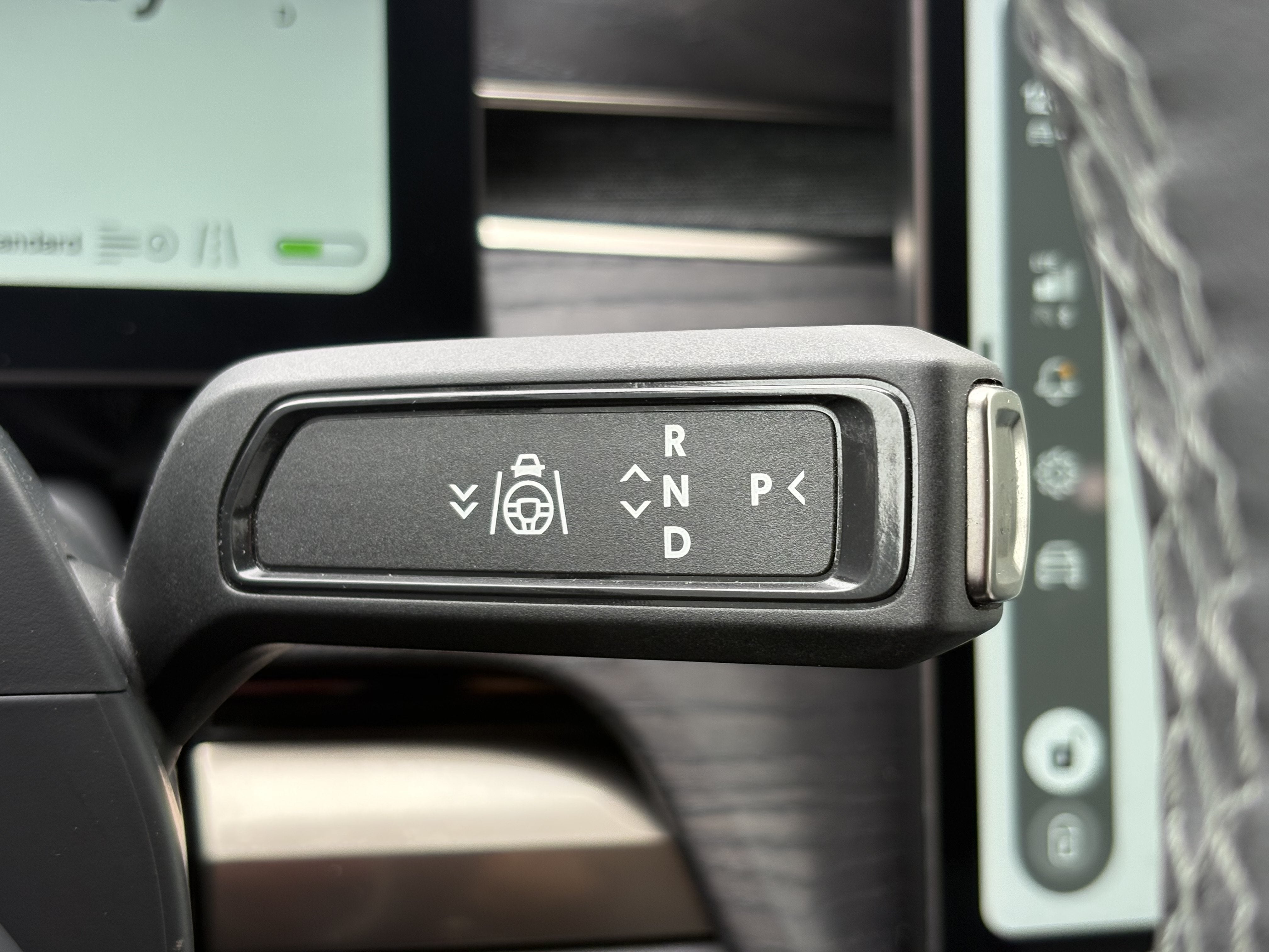 2023 RIVIAN R1S Launch Edition