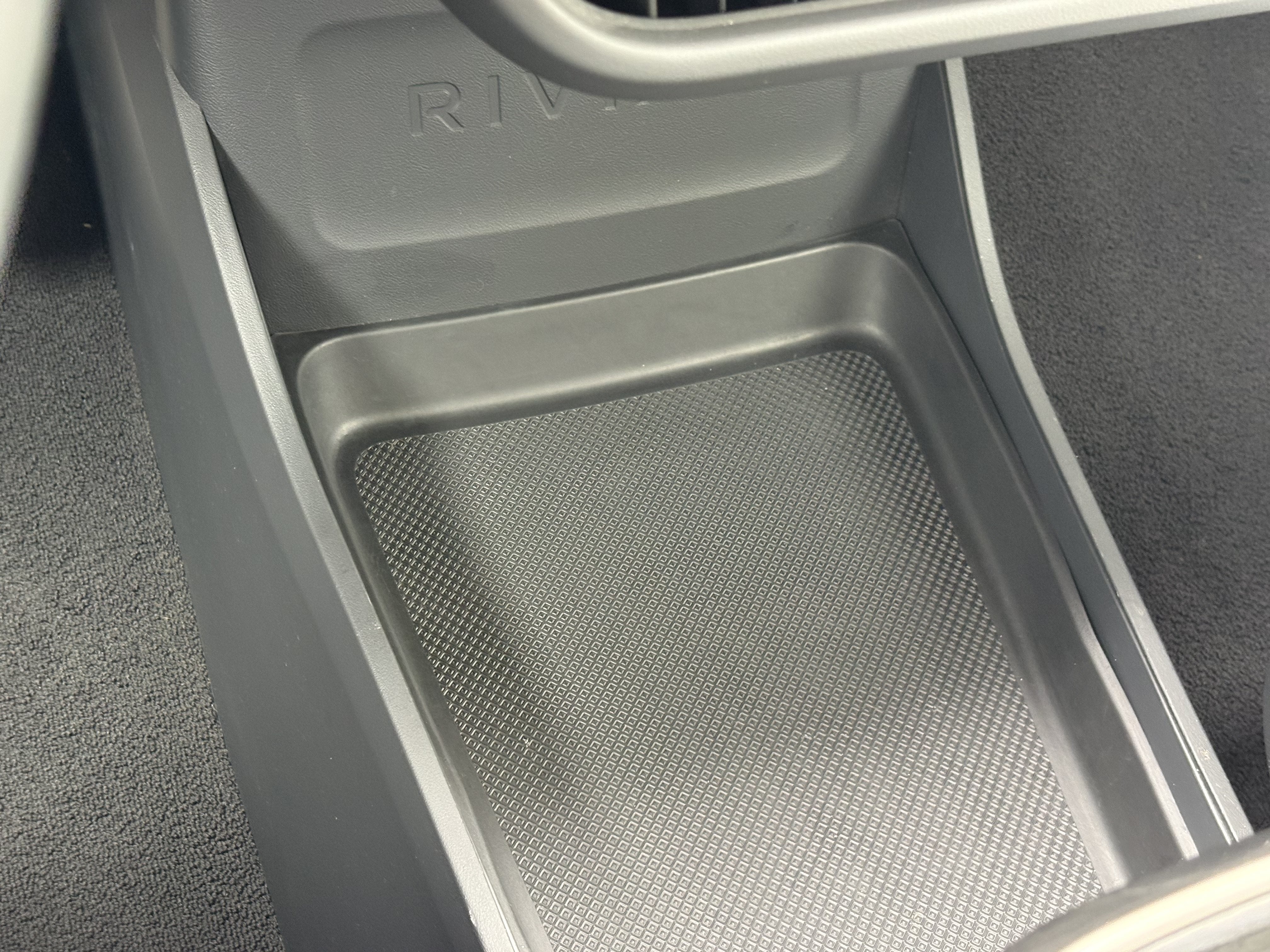 2023 RIVIAN R1S Launch Edition