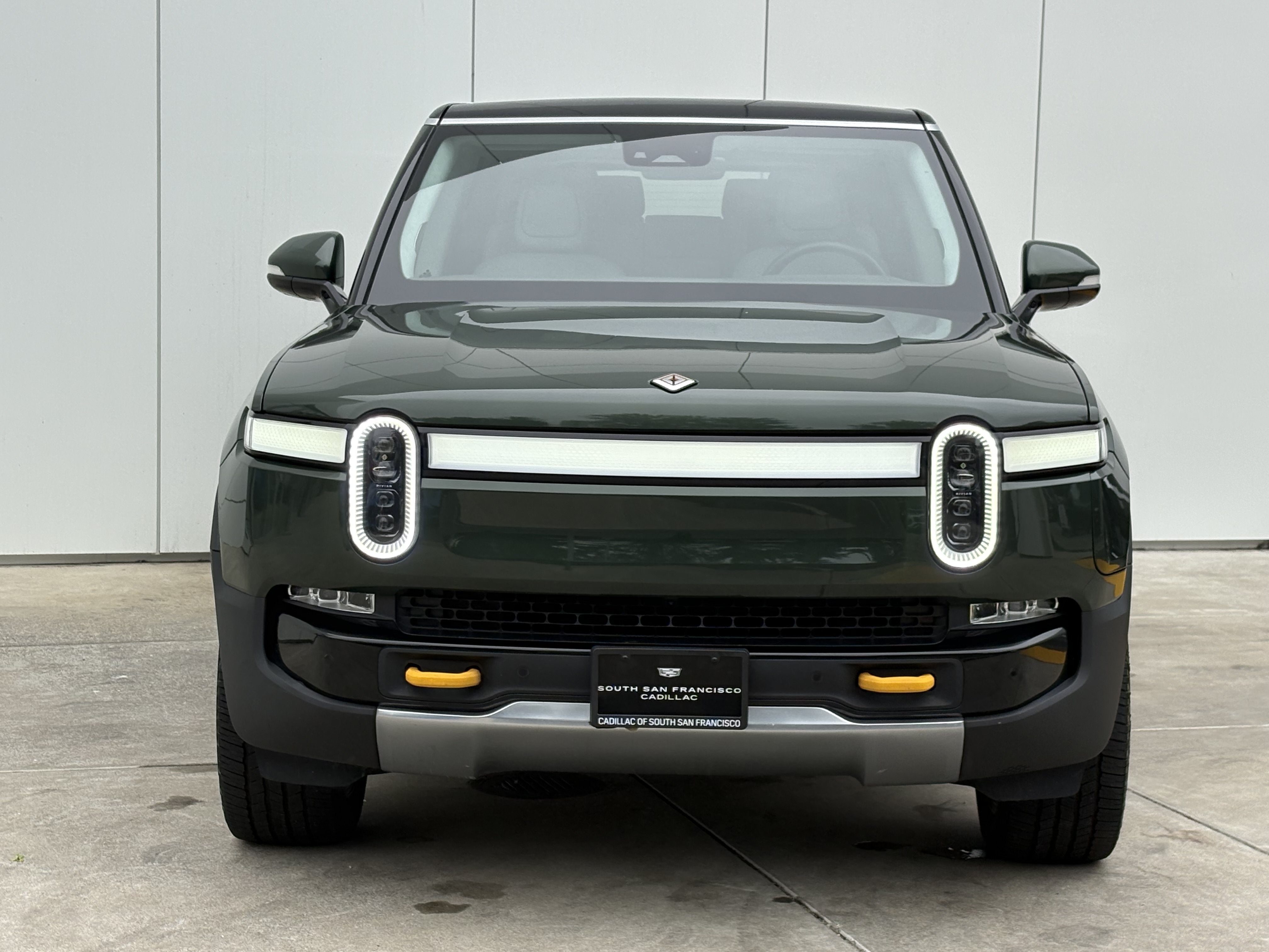 2023 RIVIAN R1S Launch Edition