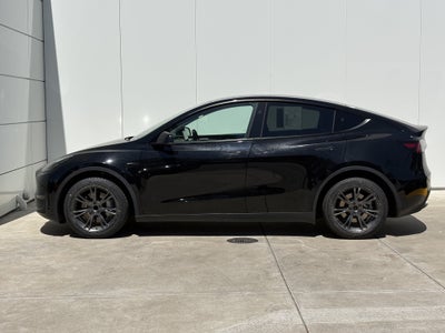 2024 Tesla Model Y RWD *Ltd Avail*