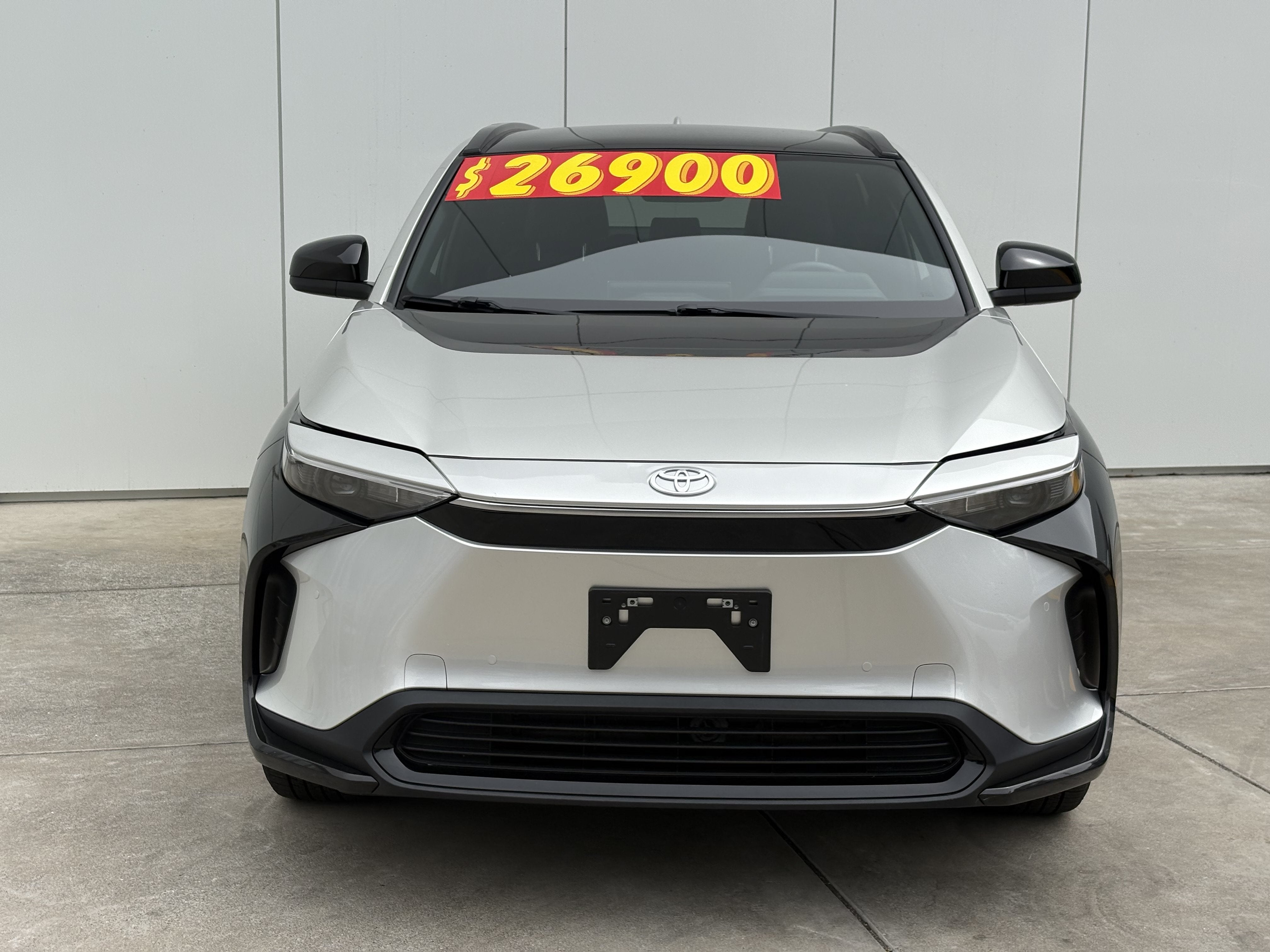 2025 Toyota bZ4X XLE