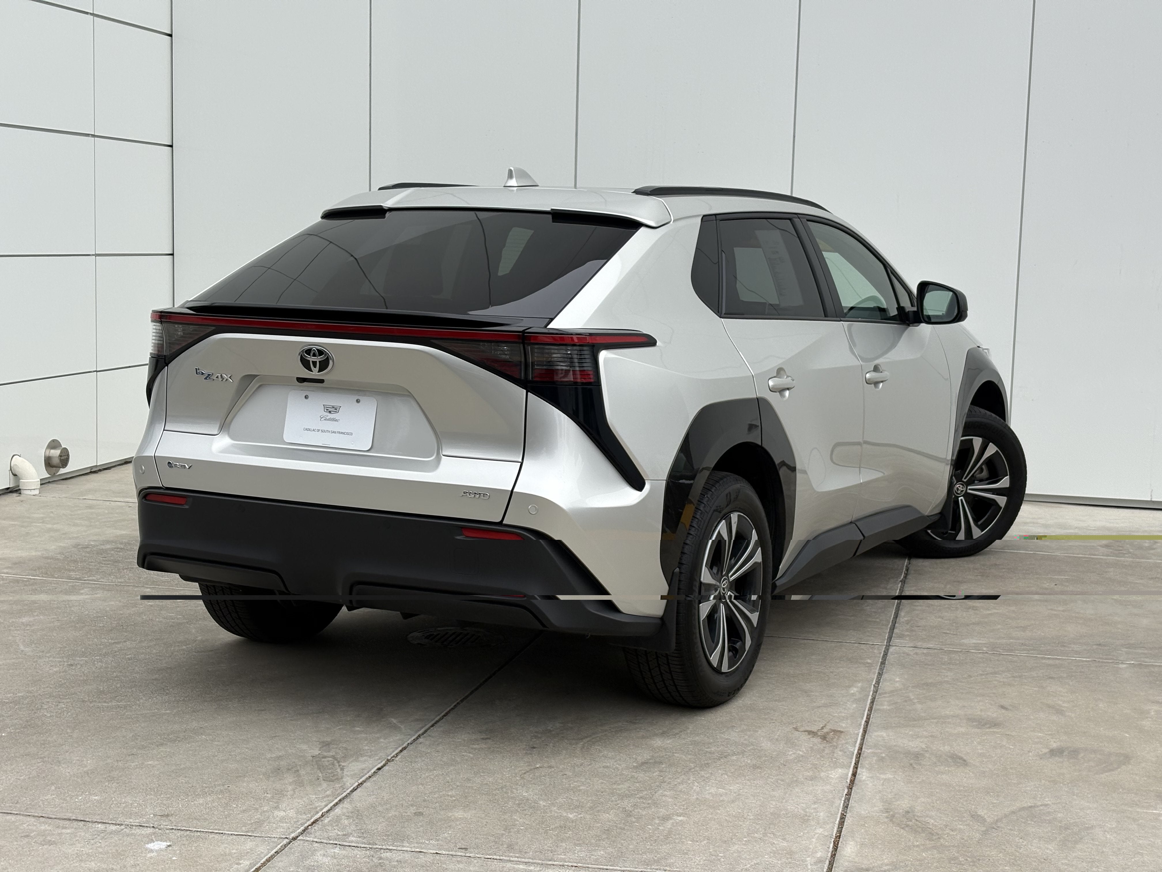 2025 Toyota bZ4X XLE
