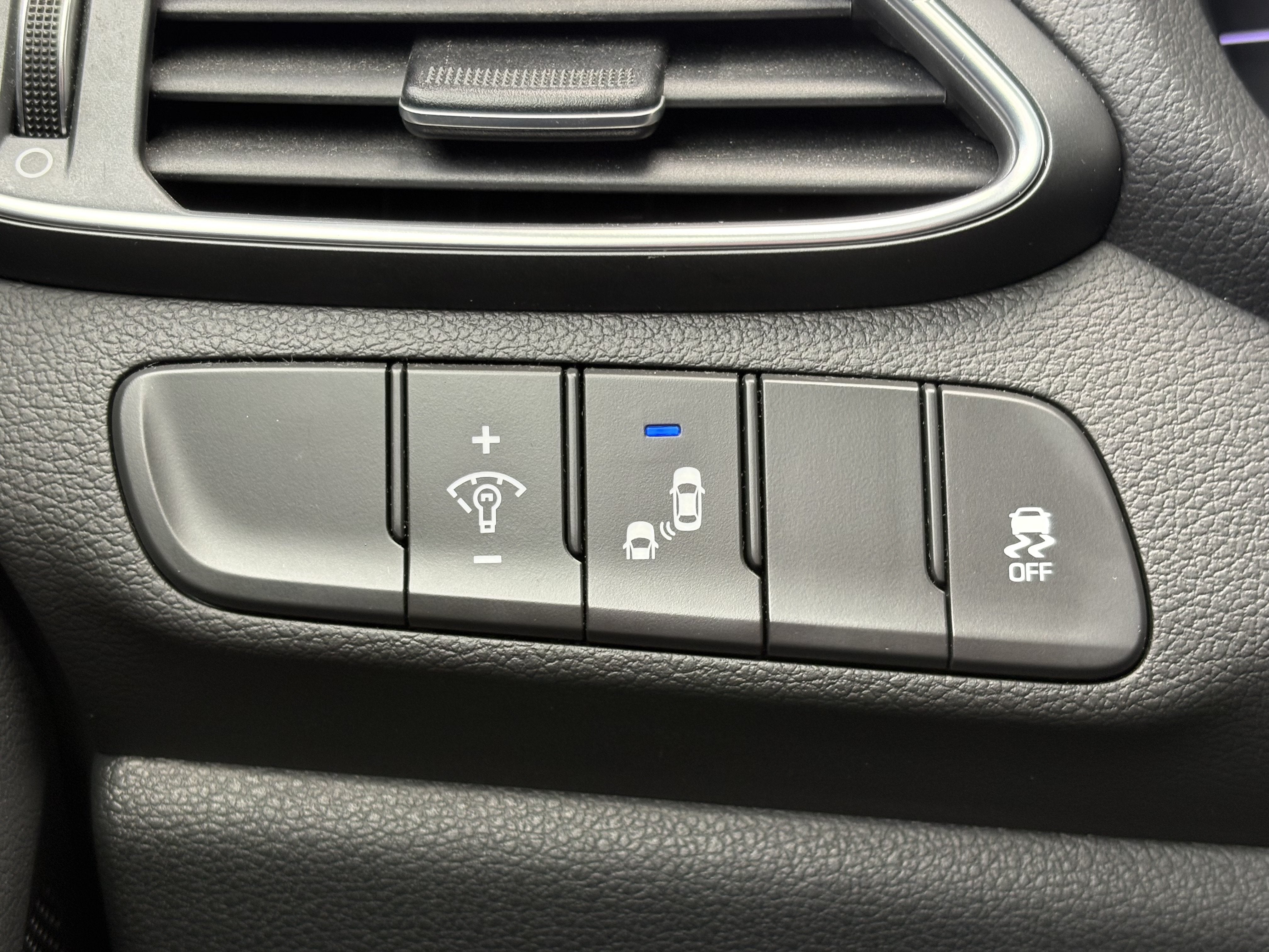 2020 Hyundai Elantra GT Auto