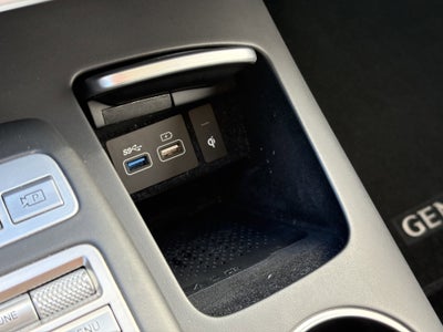 2022 Genesis GV70 2.5T