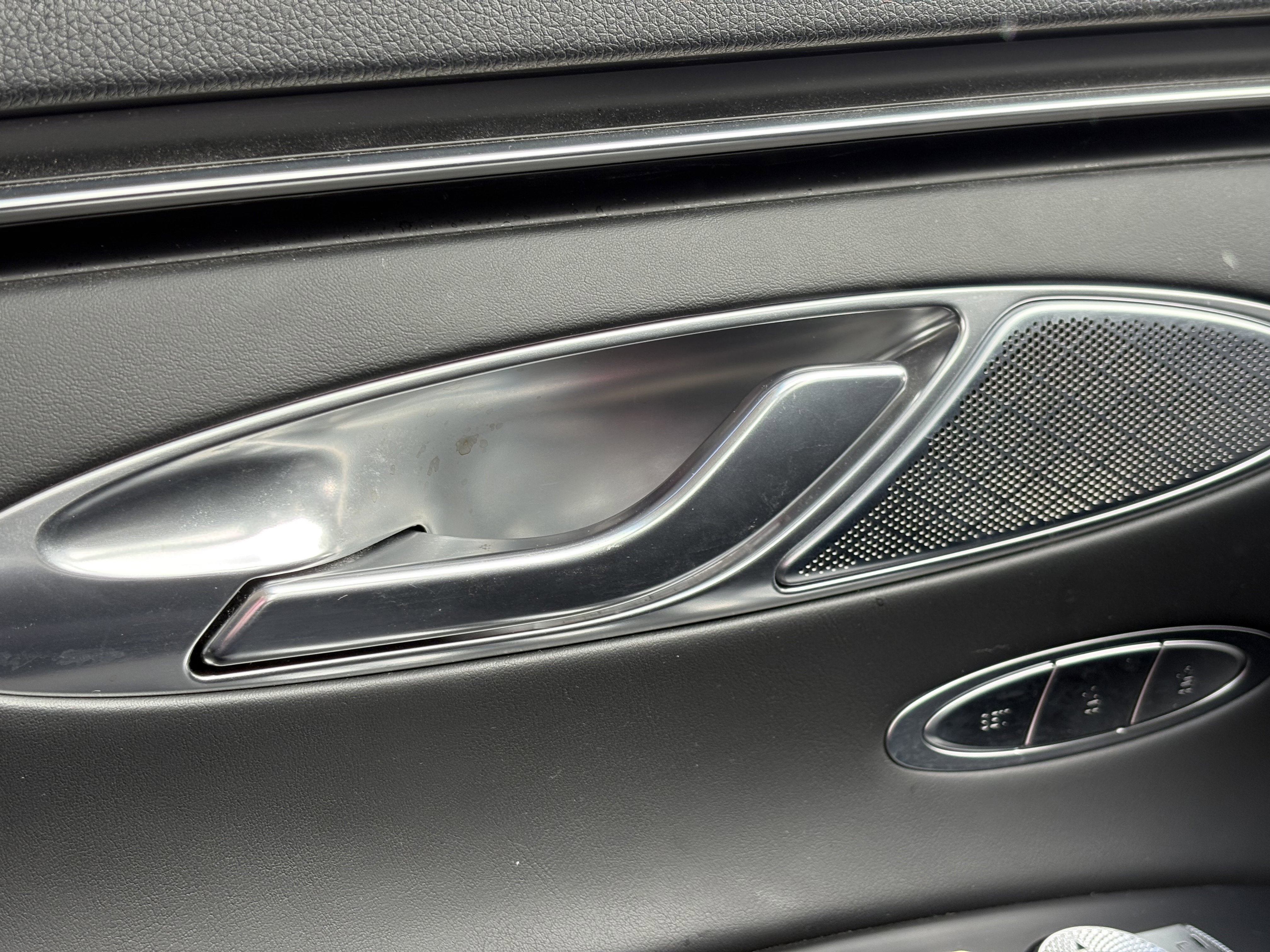 2022 Genesis GV70 2.5T