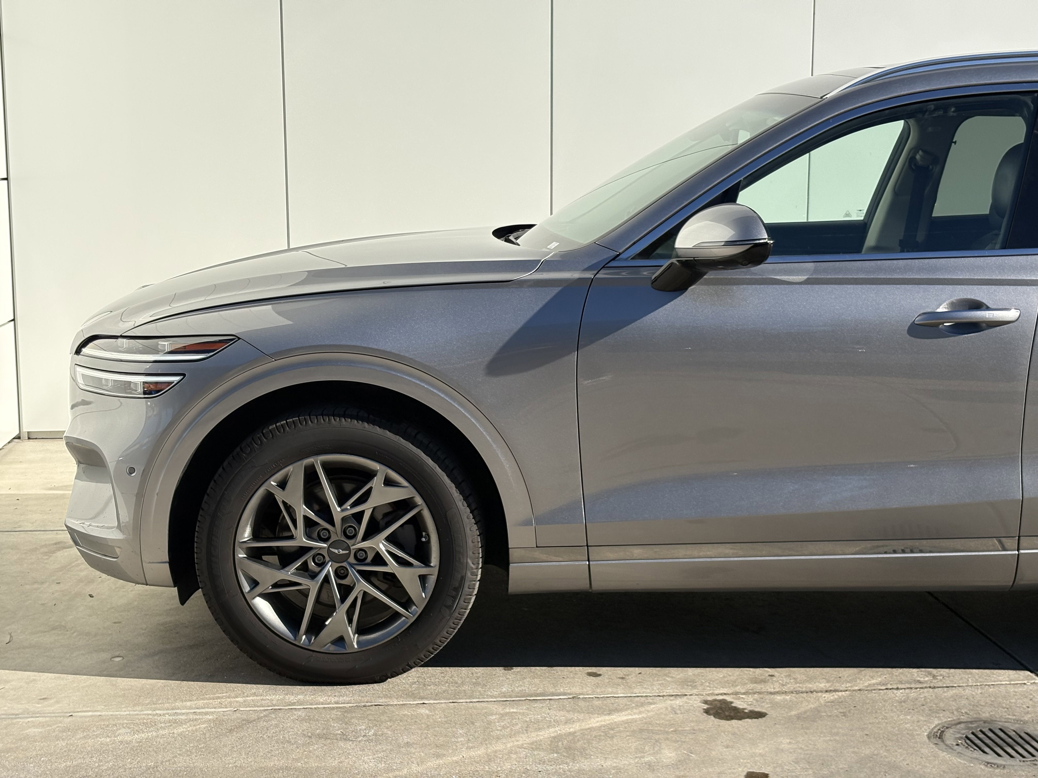 2022 Genesis GV70 2.5T