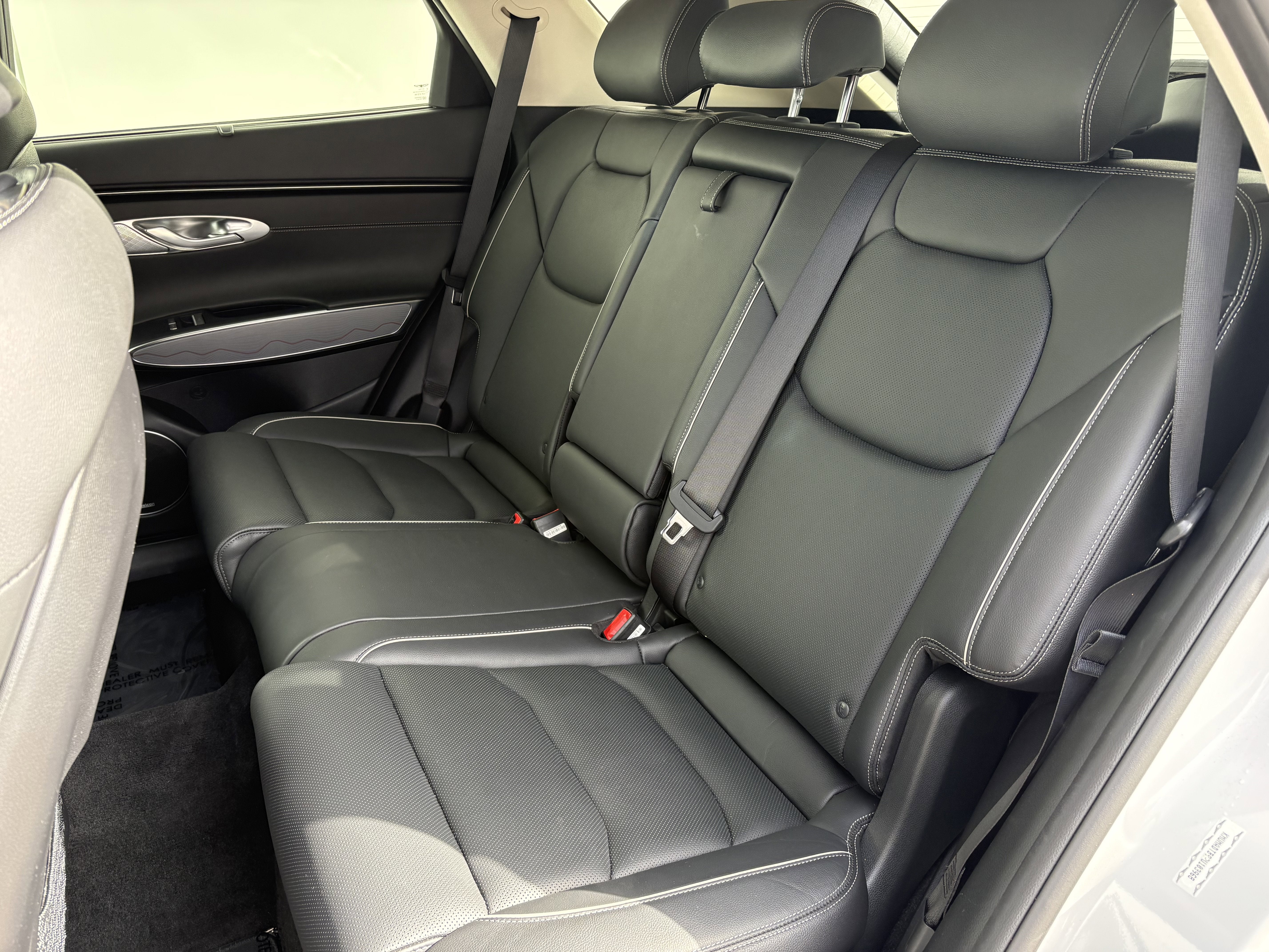 2023 Genesis GV70 2.5T