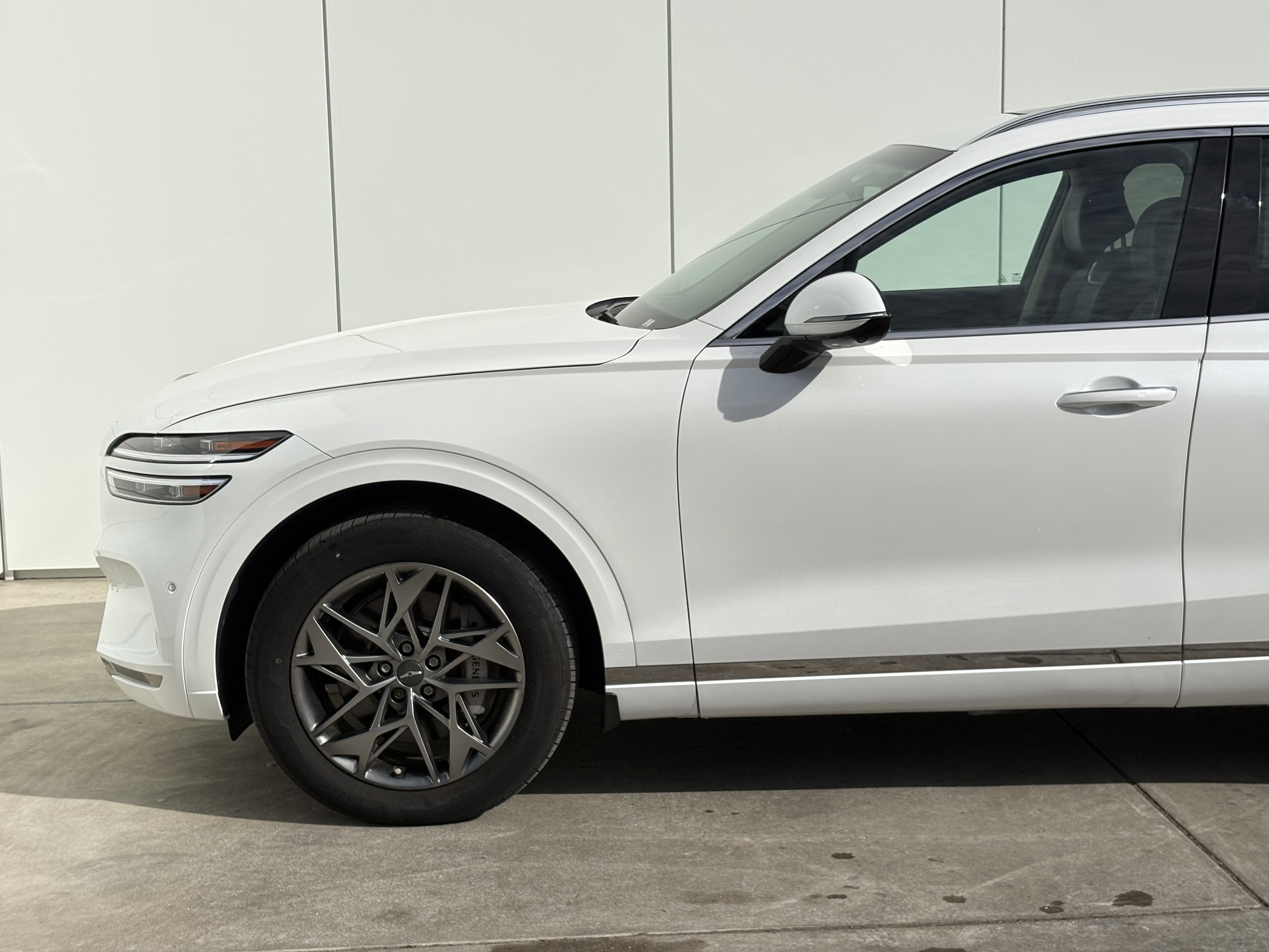 2023 Genesis GV70 2.5T