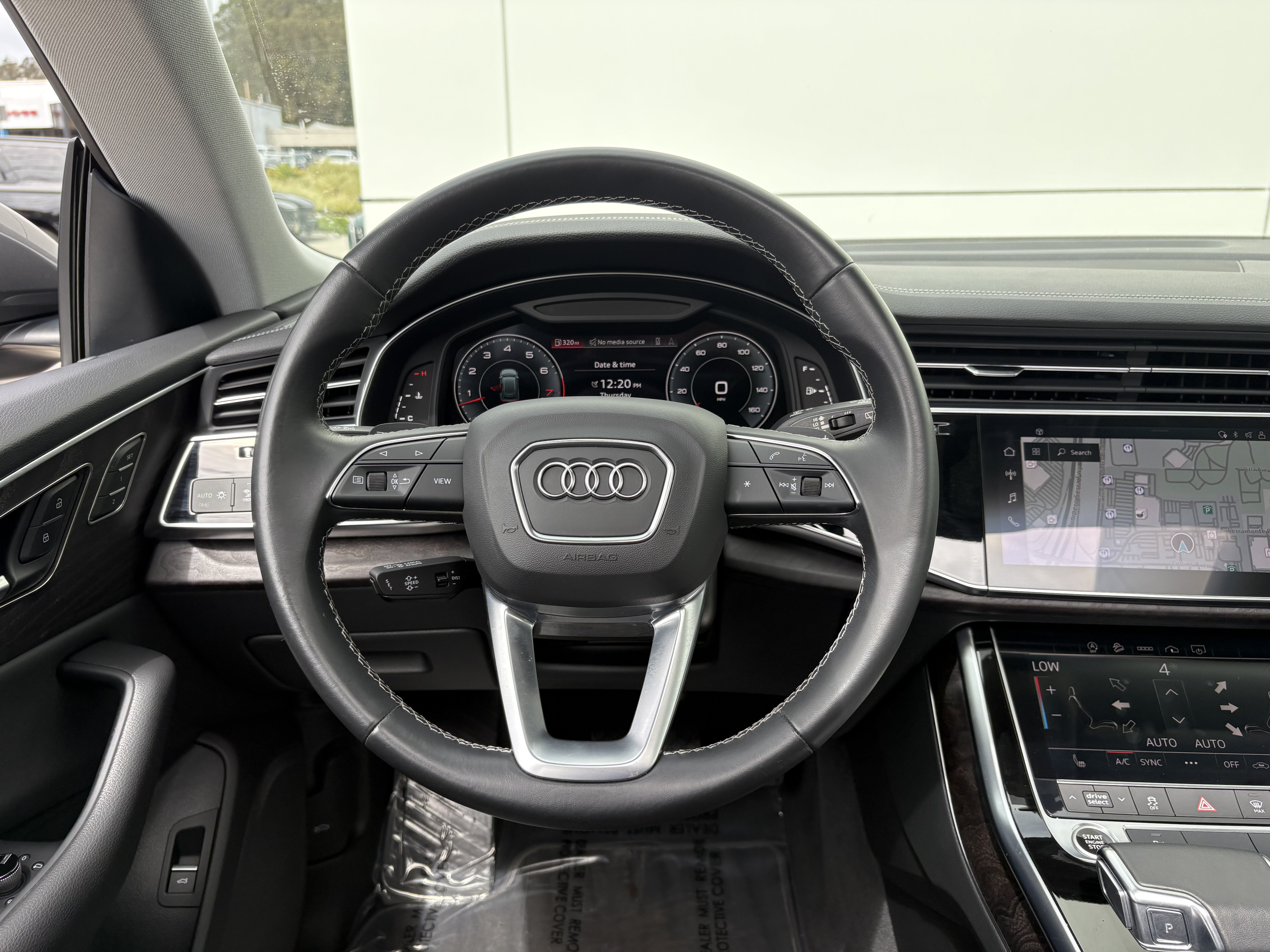 2023 Audi Q8 Premium