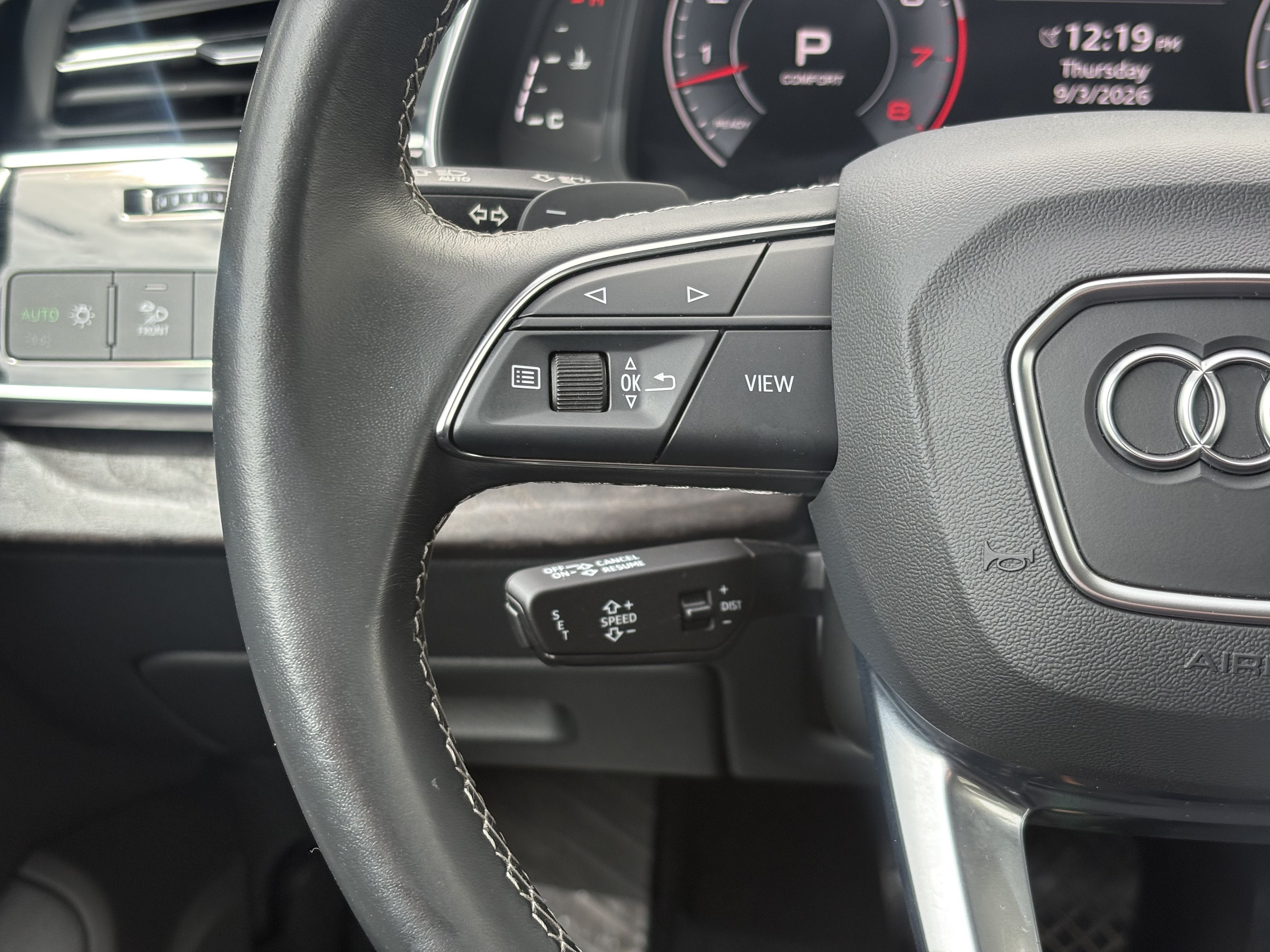 2023 Audi Q8 Premium