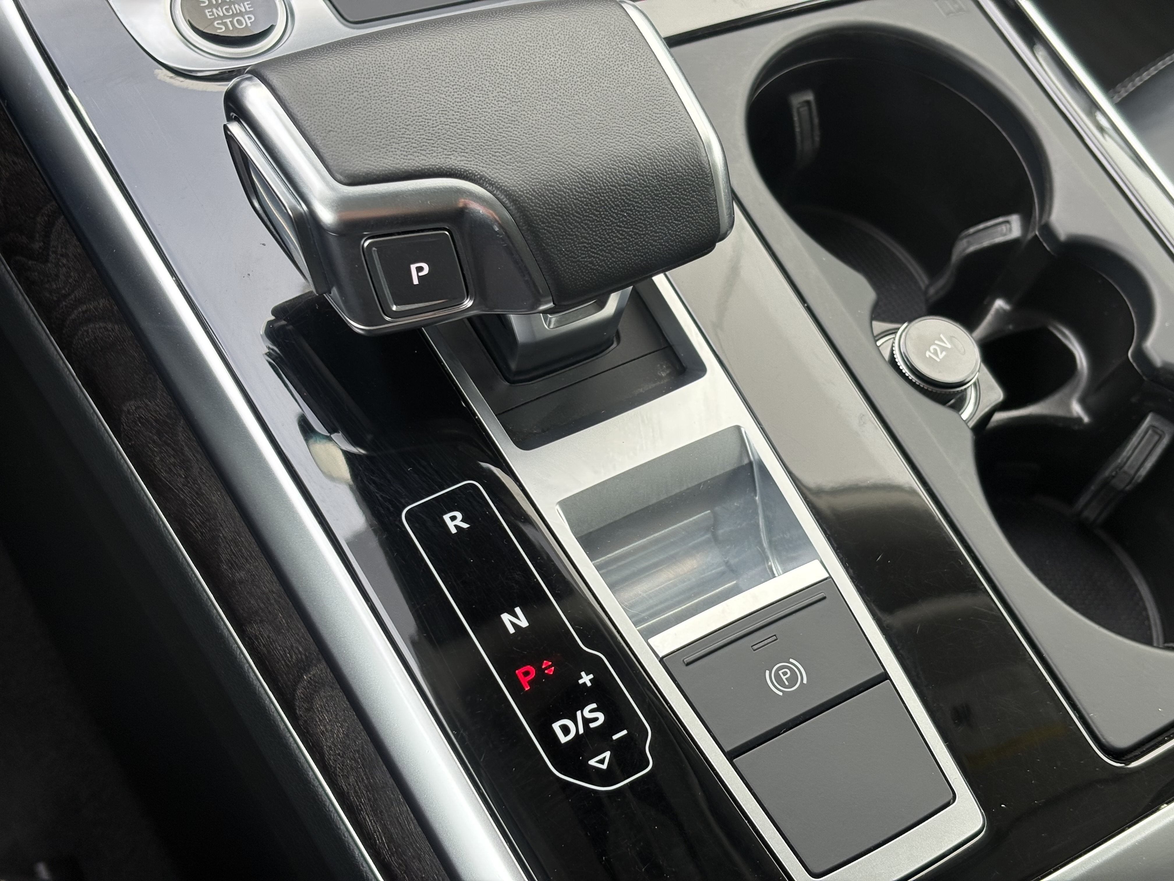 2023 Audi Q8 Premium