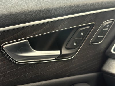 2023 Audi Q8 Premium
