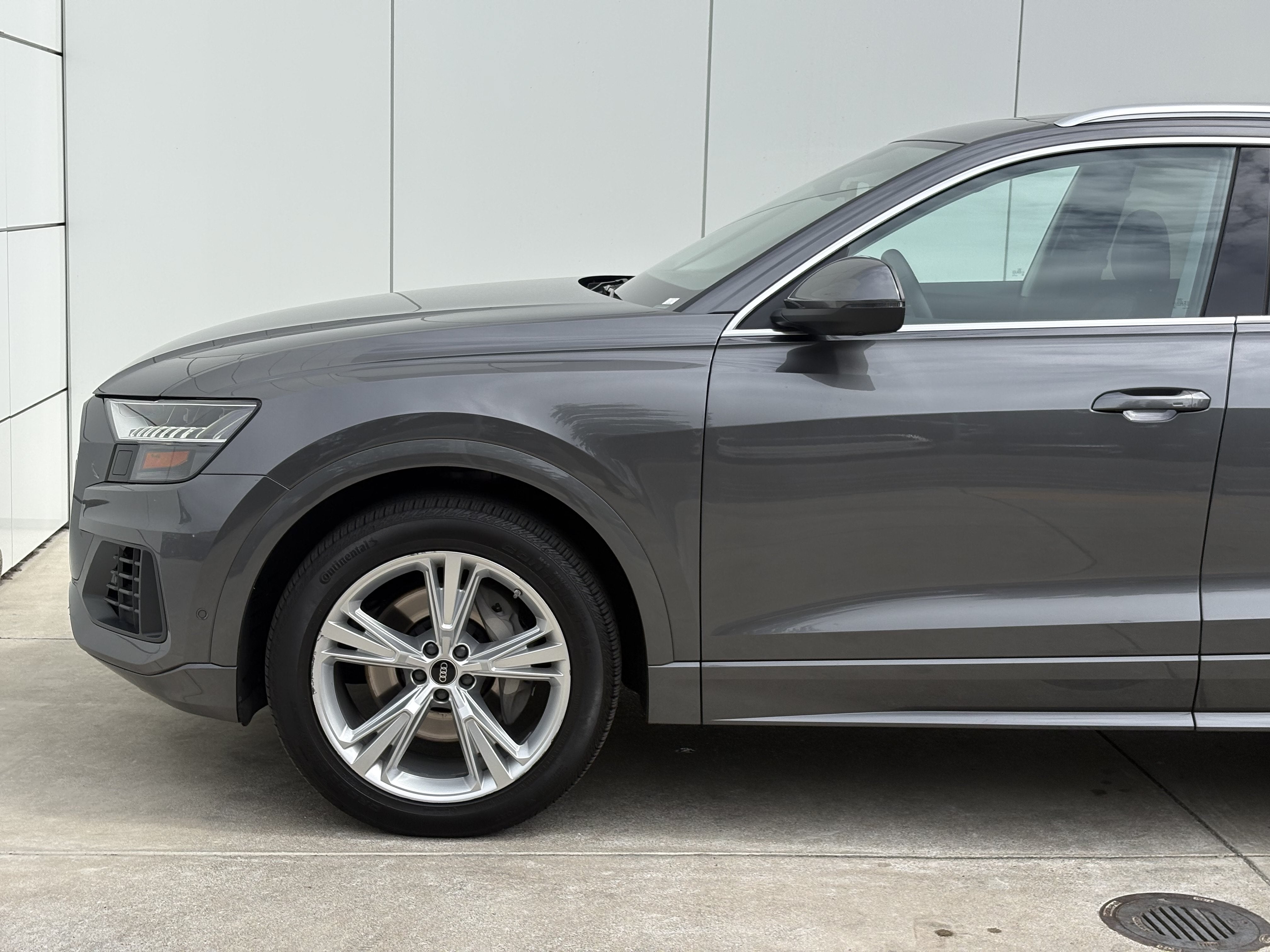 2023 Audi Q8 Premium