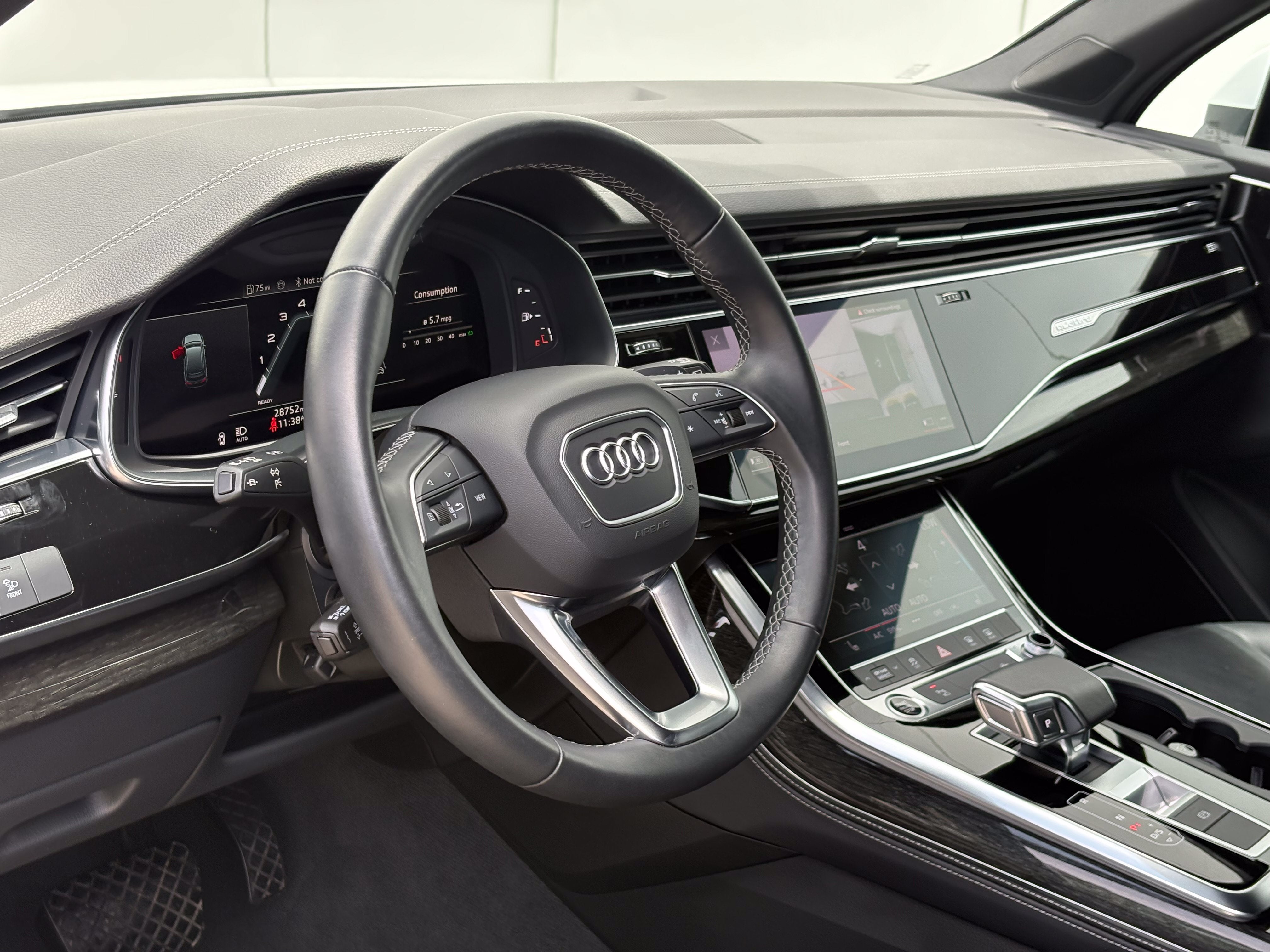 2025 Audi Q7 Premium Plus