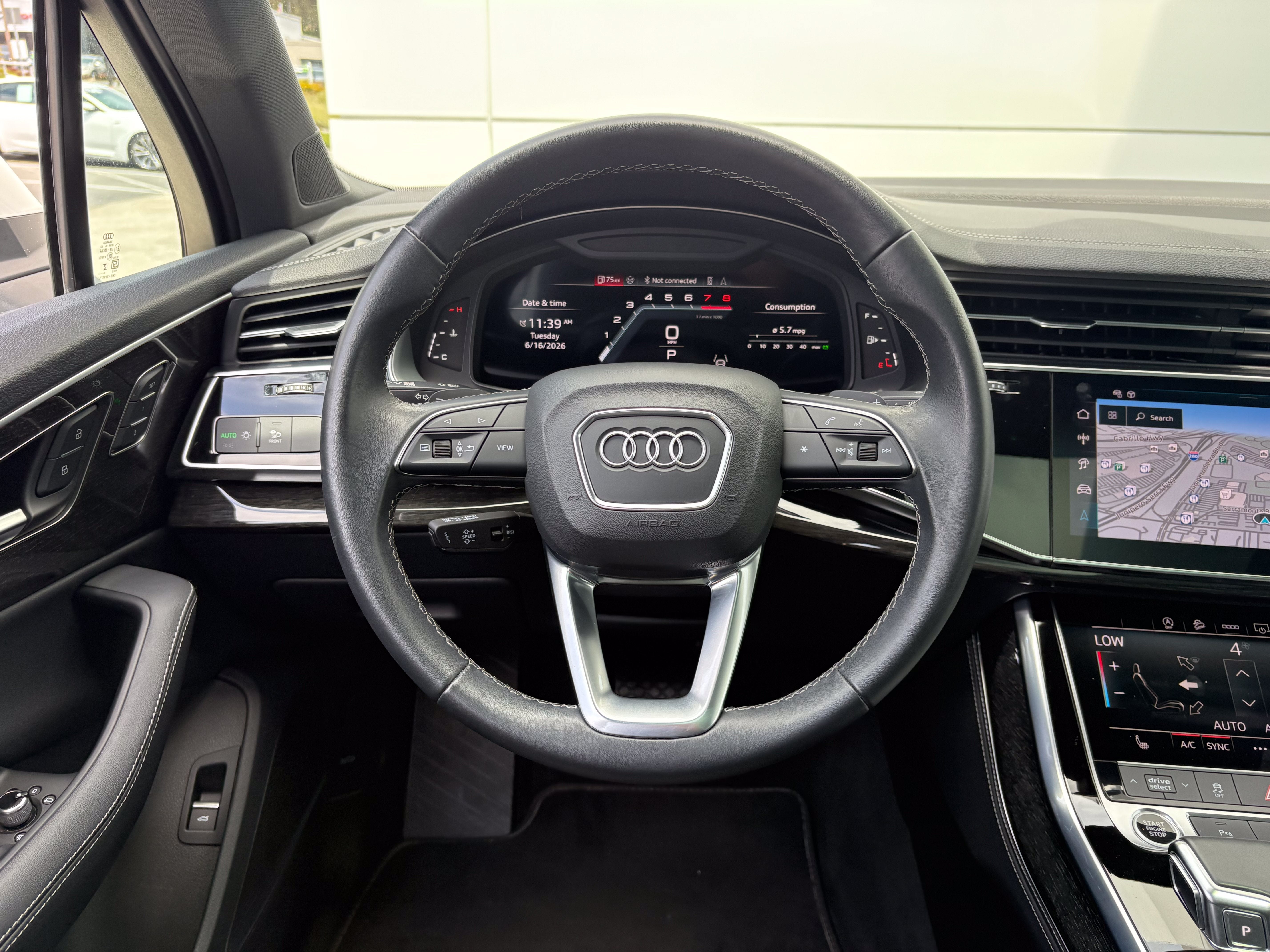 2025 Audi Q7 Premium Plus
