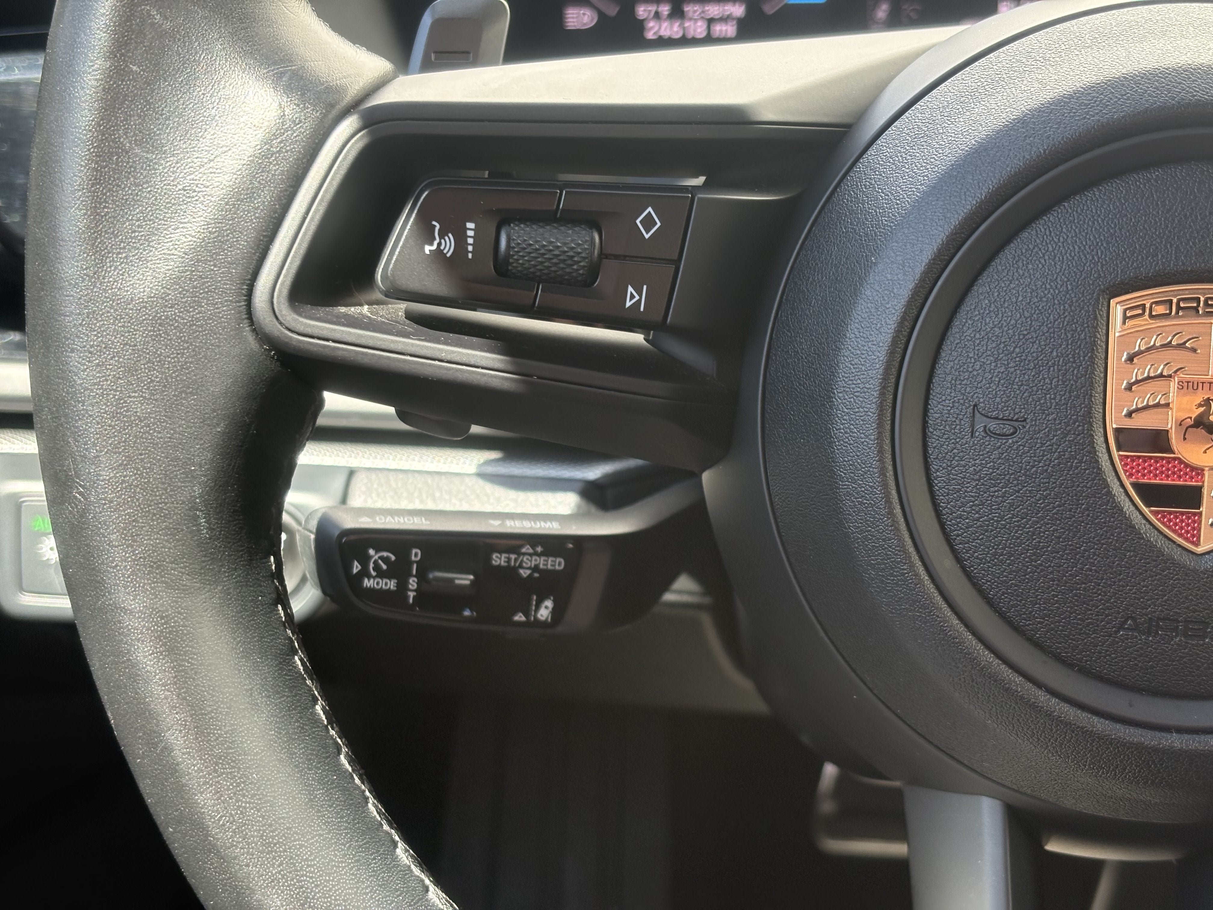 2025 Porsche Panamera RWD
