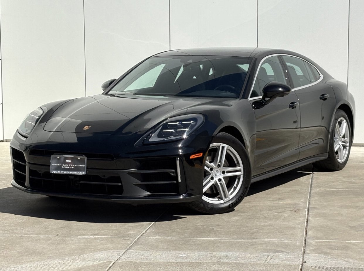 2025 Porsche Panamera RWD