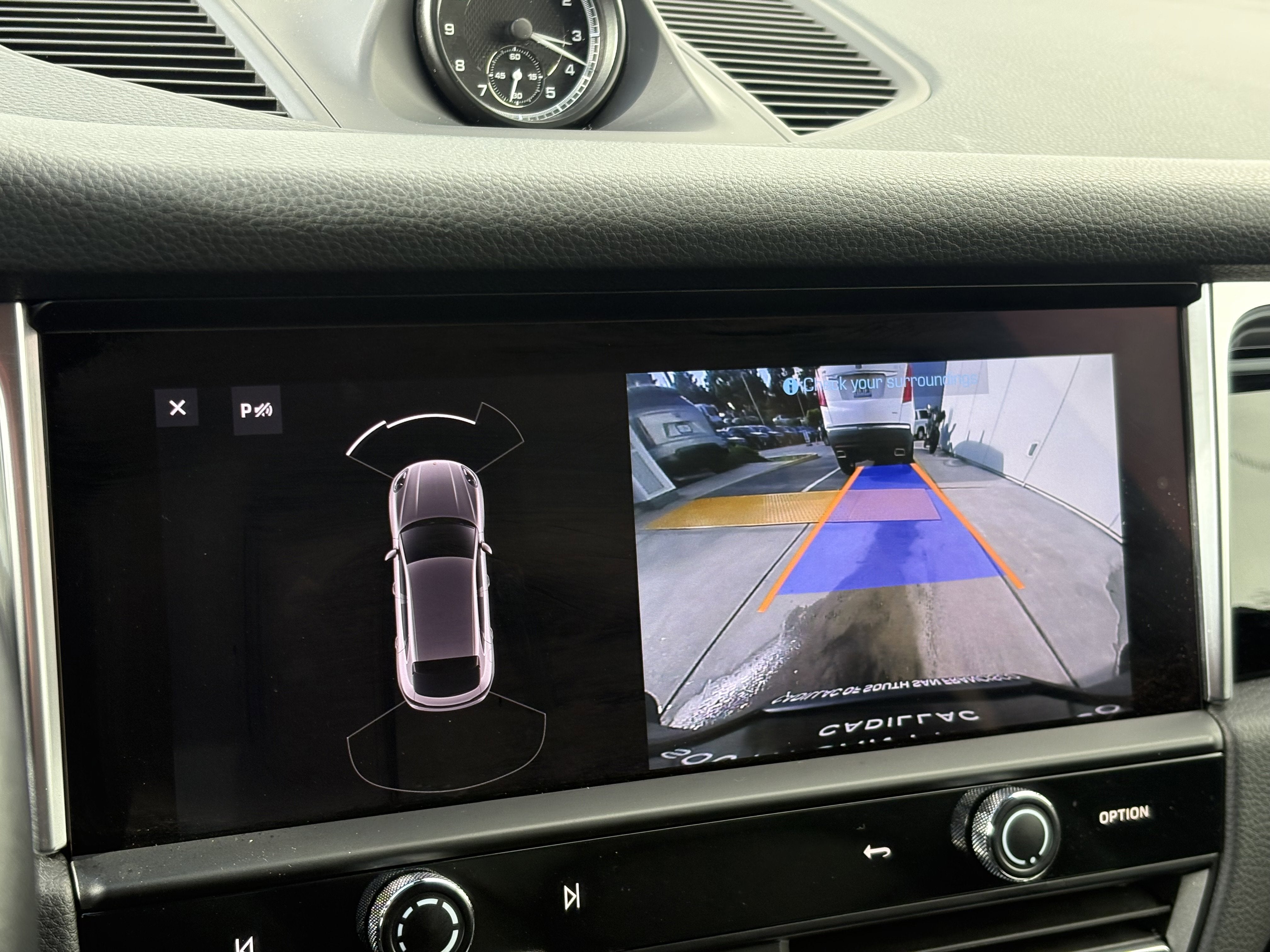 2024 Porsche Macan AWD