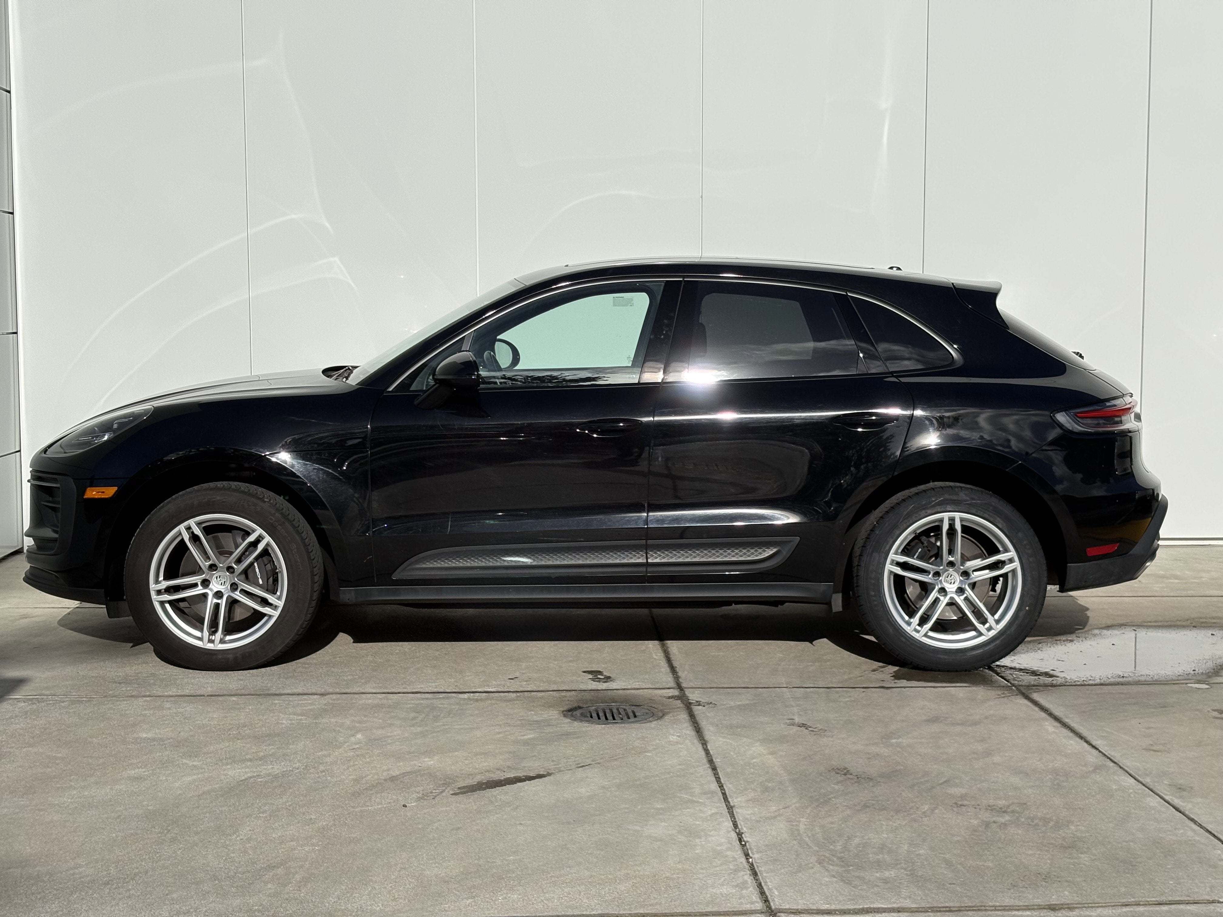 2024 Porsche Macan AWD