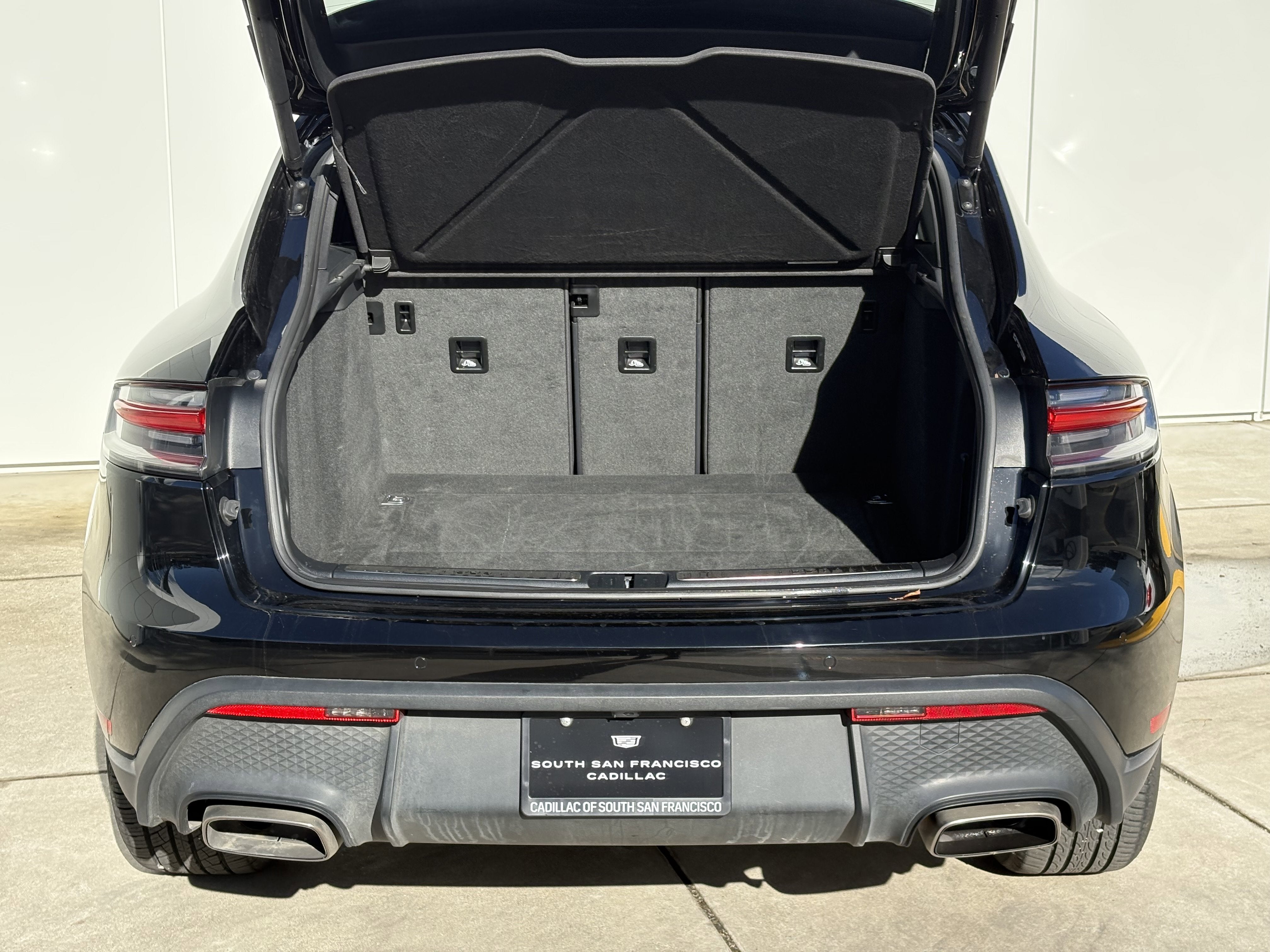 2024 Porsche Macan AWD