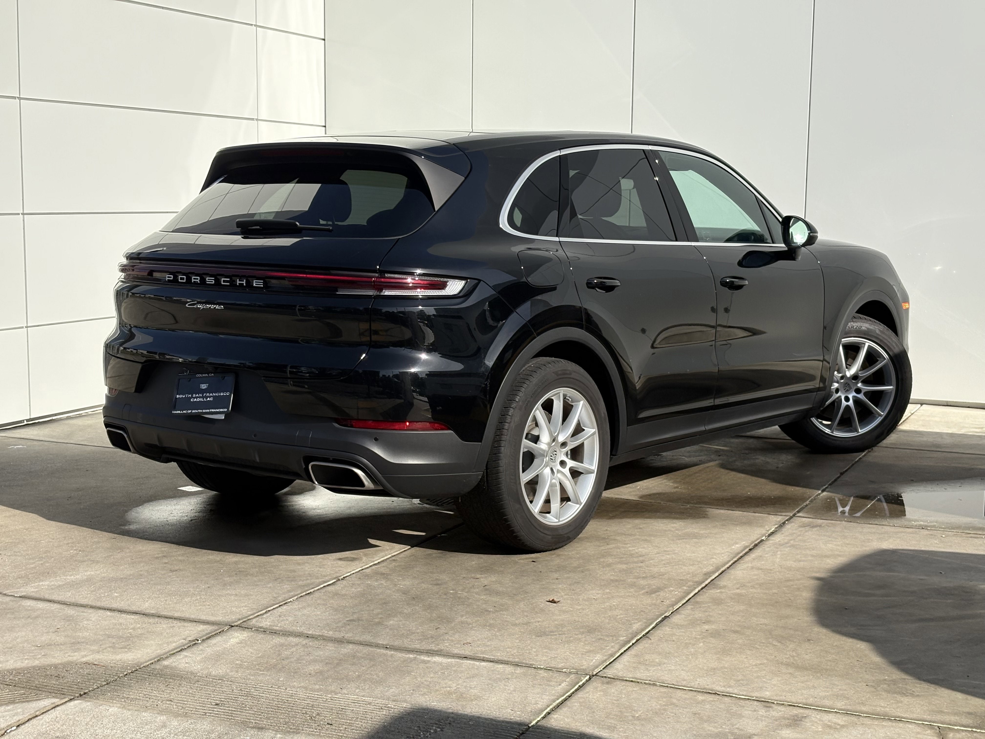 2024 Porsche Cayenne AWD